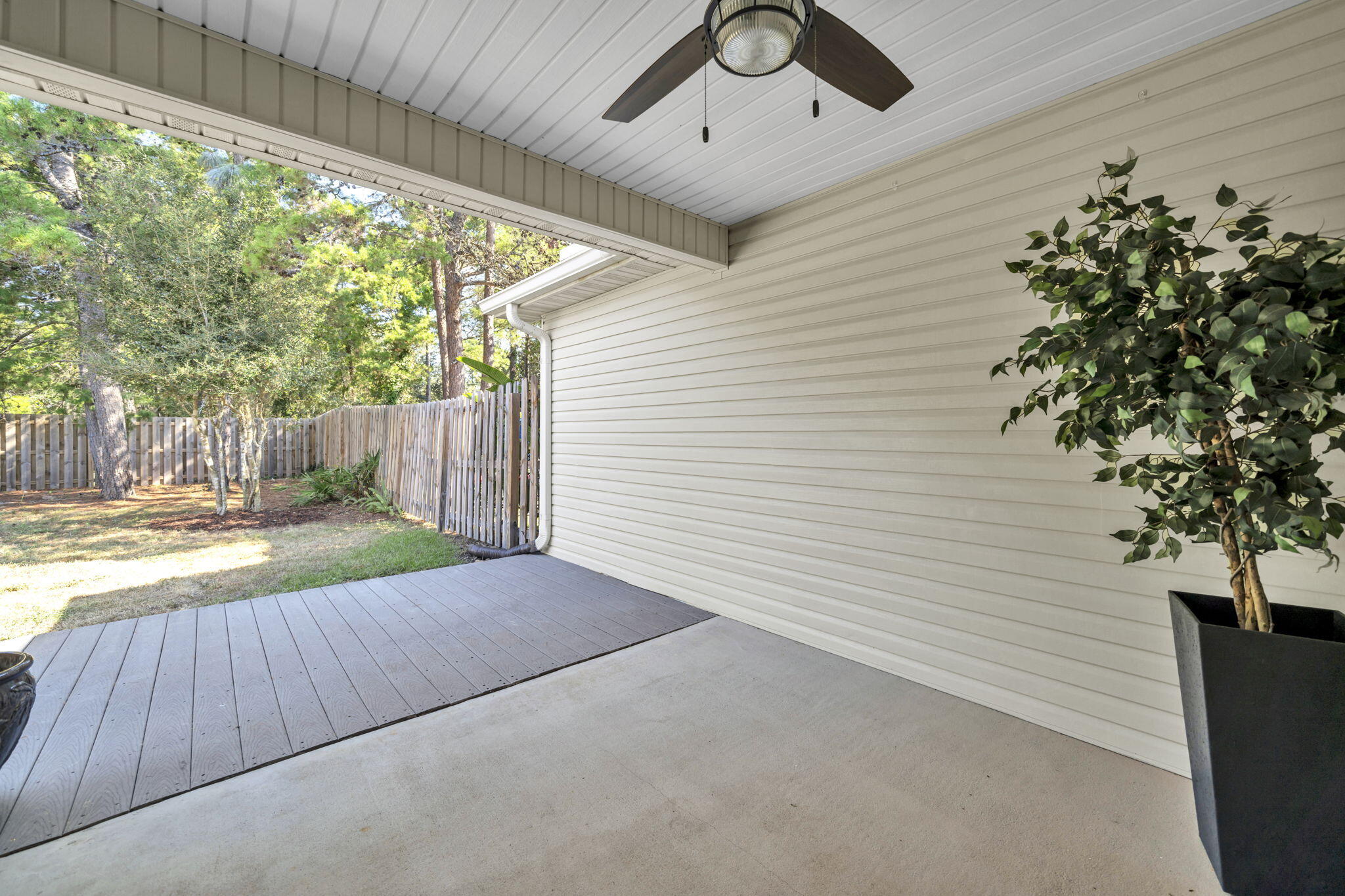 ESCADA 2 - Residential