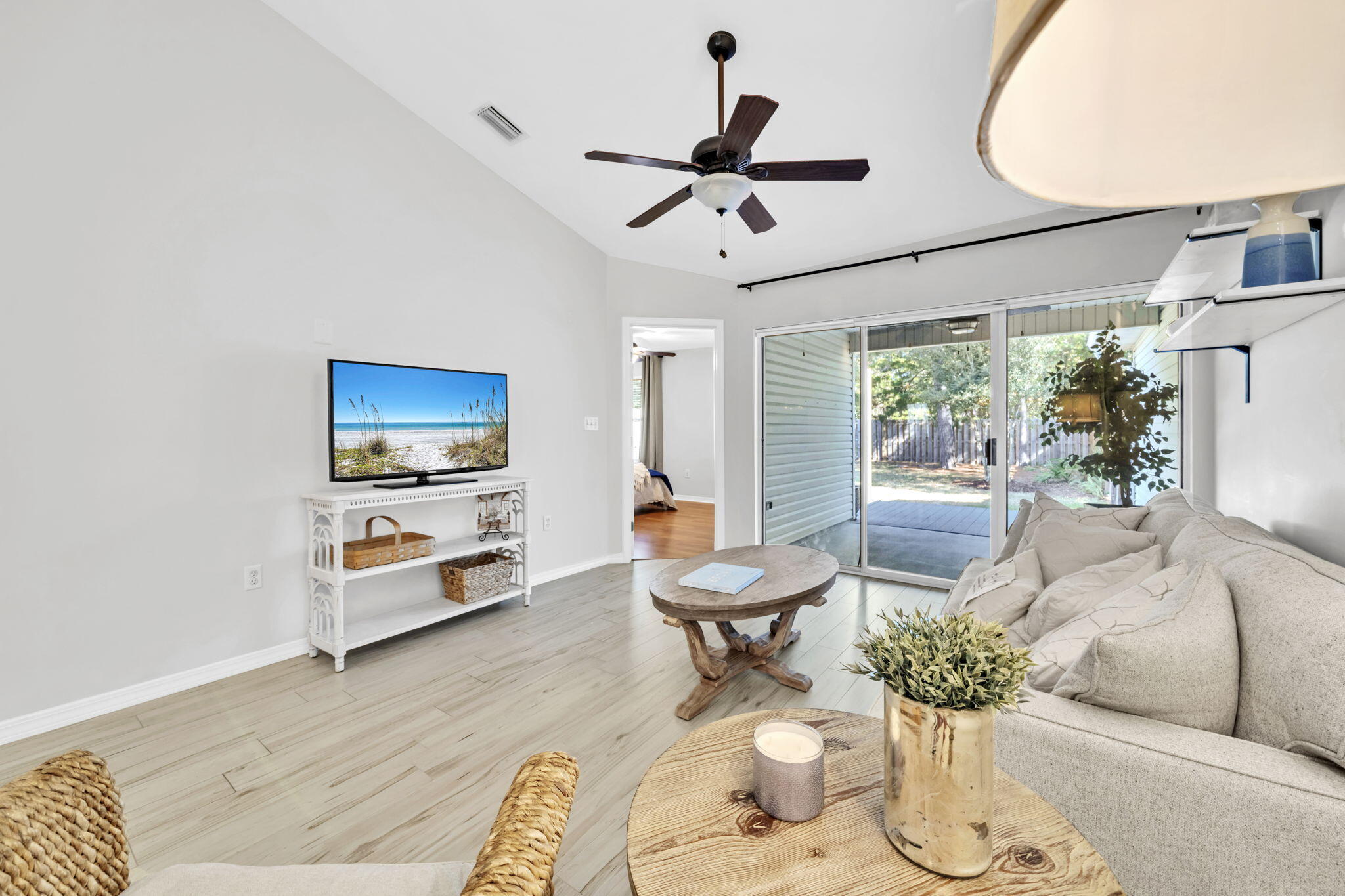 ESCADA 2 - Residential