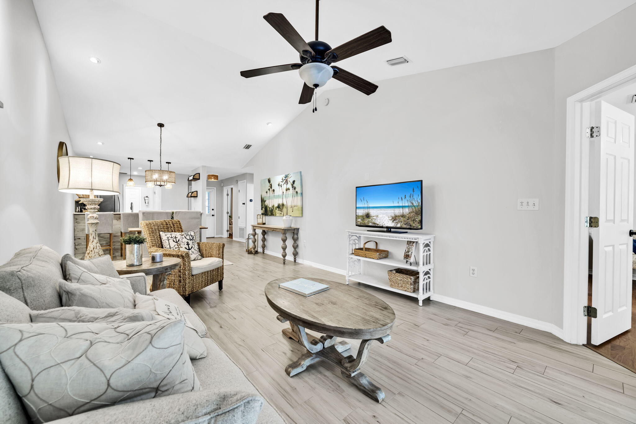 ESCADA 2 - Residential