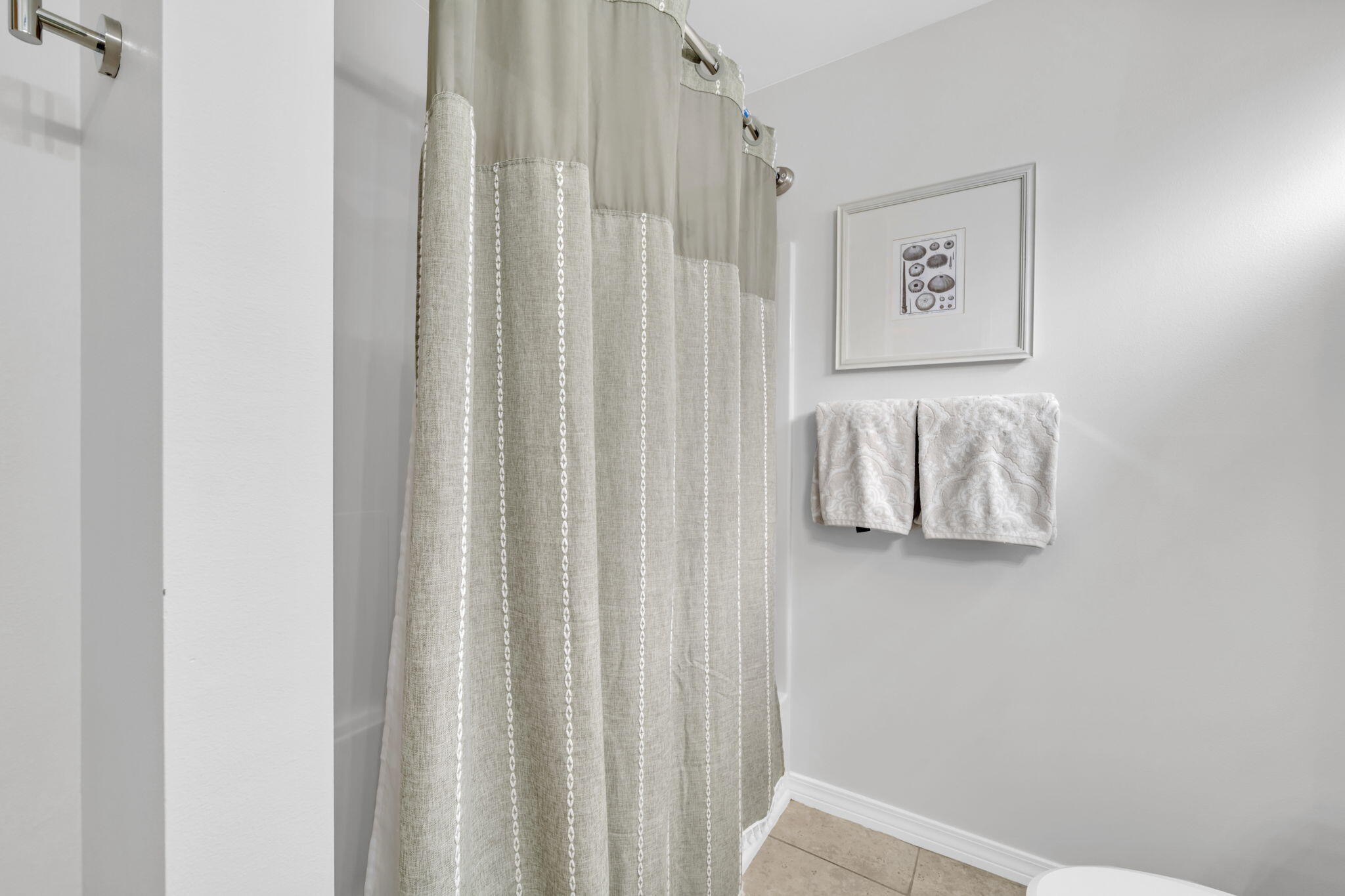 ESCADA 2 - Residential