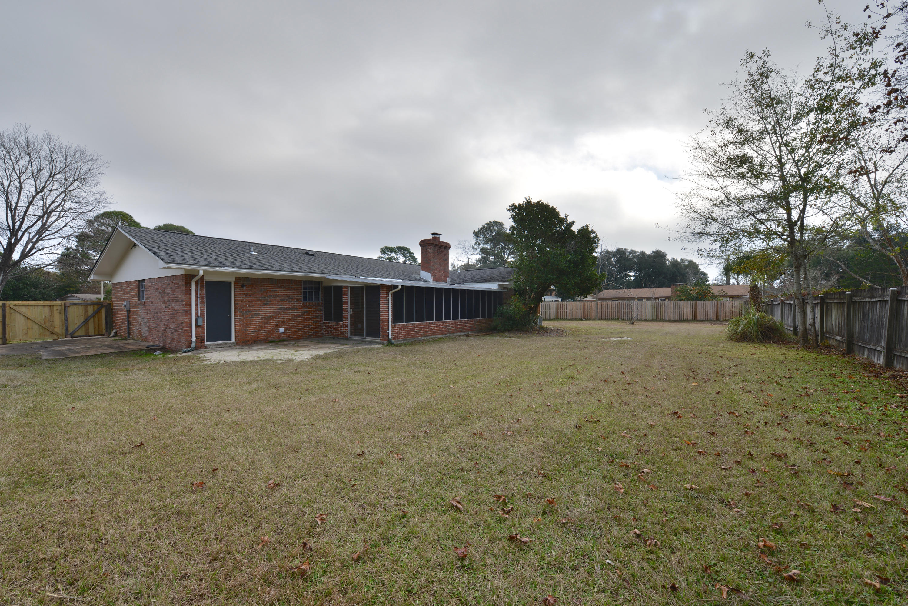 PALM ESTATES - Residential