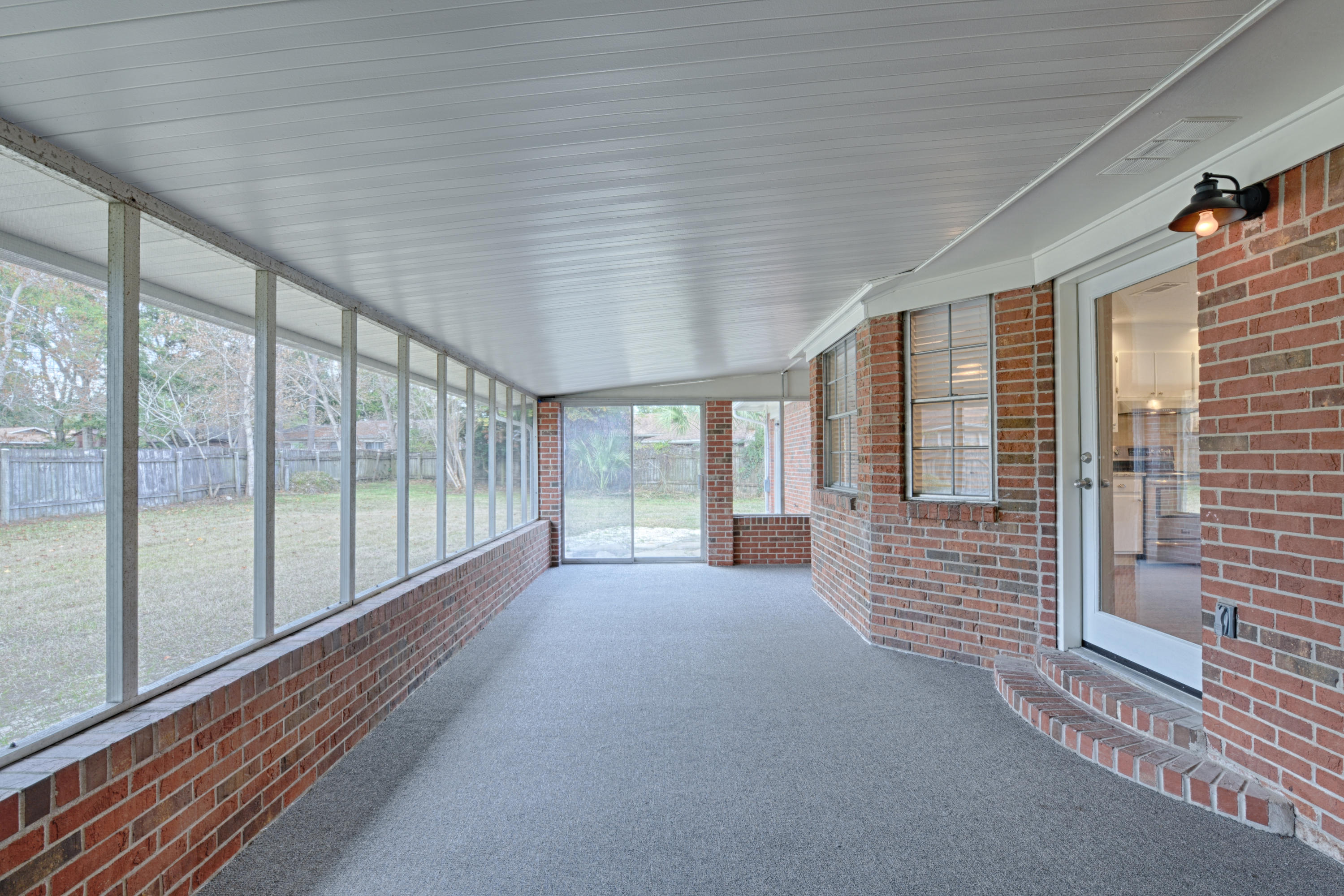 PALM ESTATES - Residential