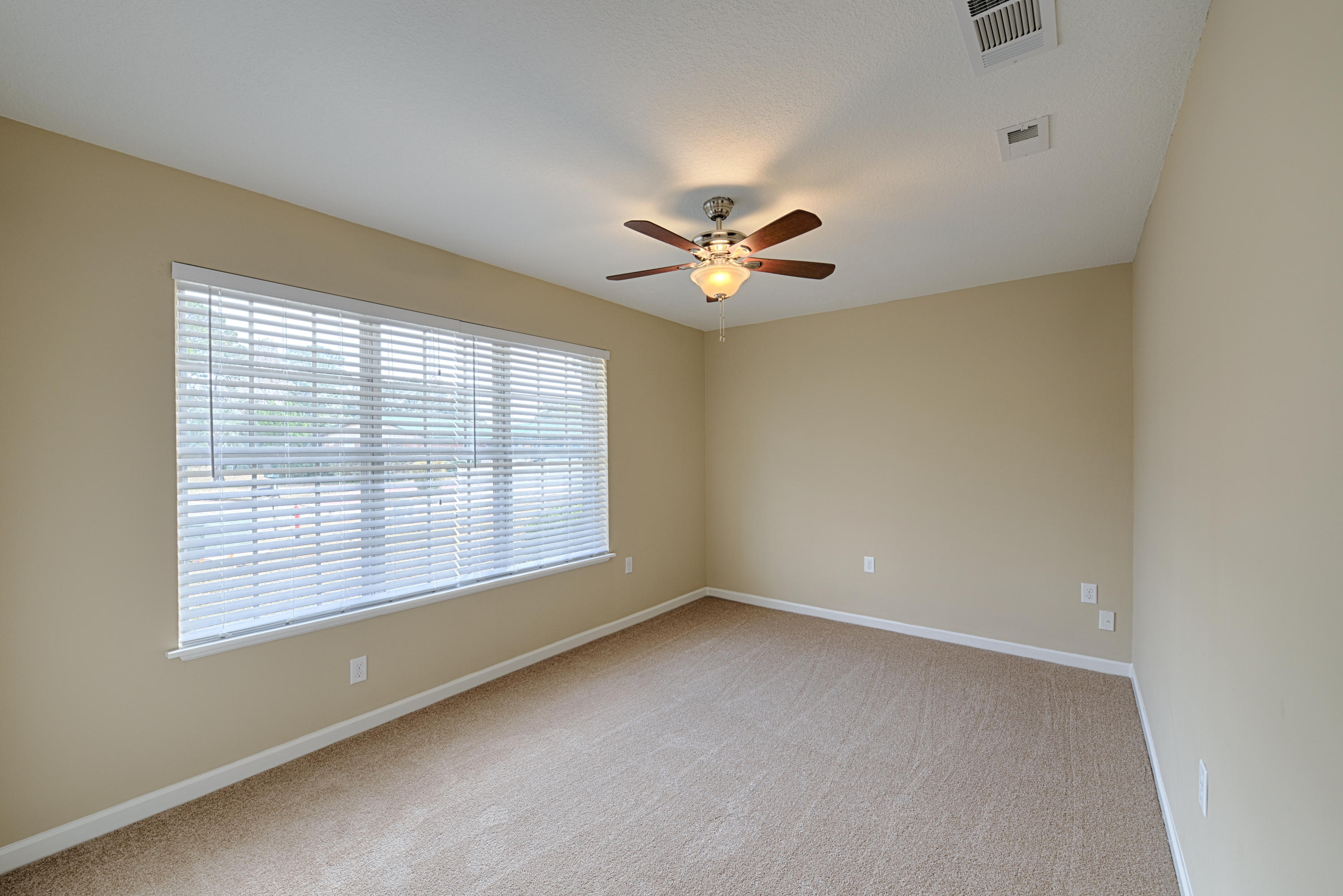 PALM ESTATES - Residential