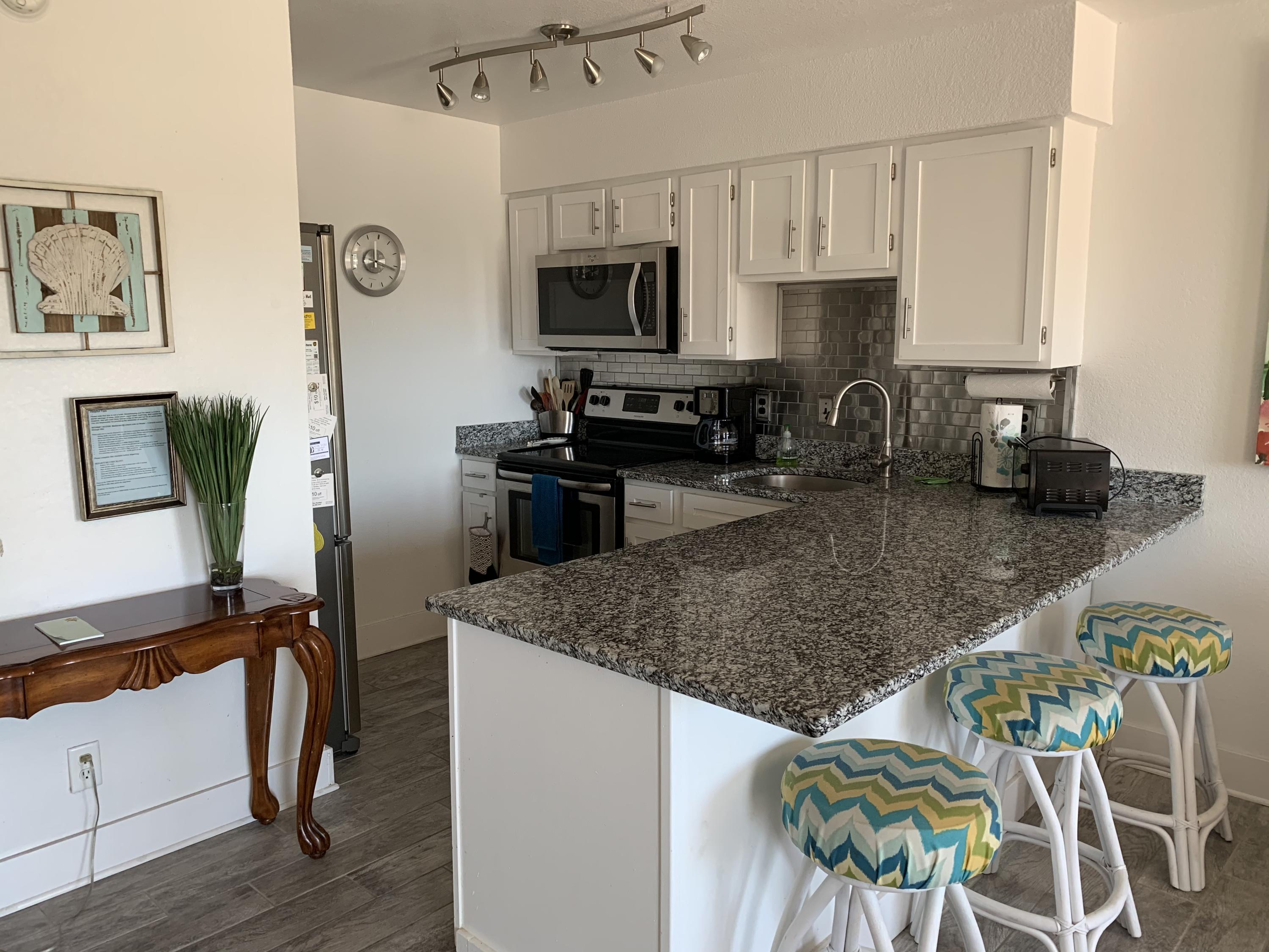 BEACHFRONT 2 PH 1 - Residential