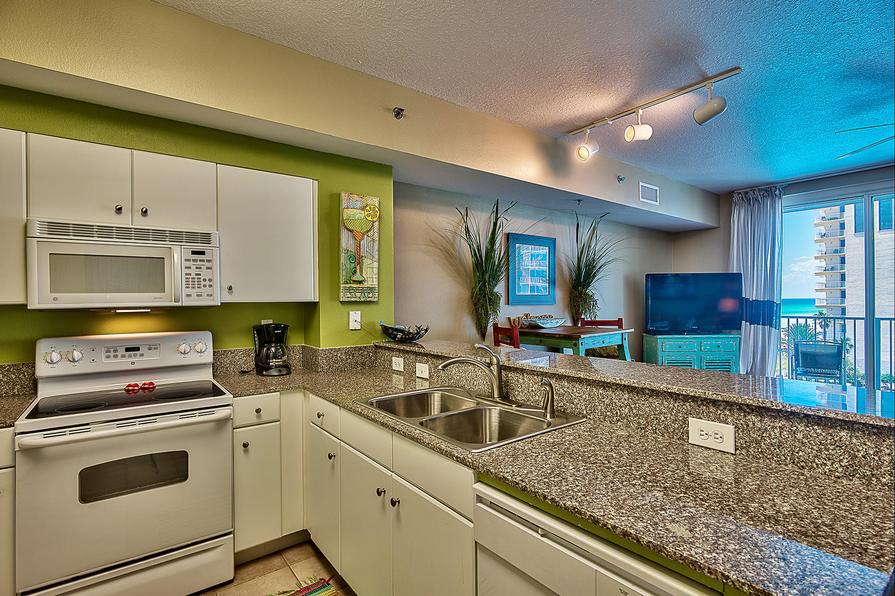 SHORES OF PANAMA - Residential