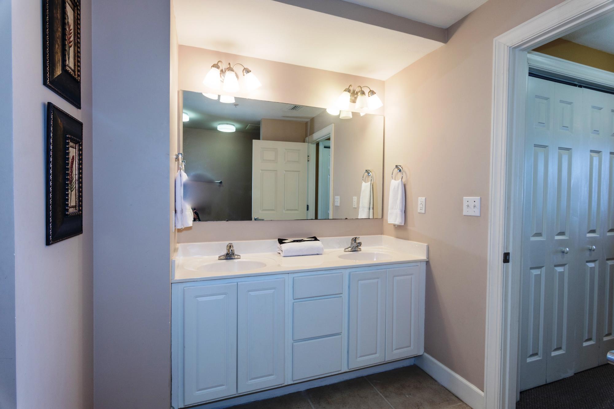 SUNRISE BEACH - Residential