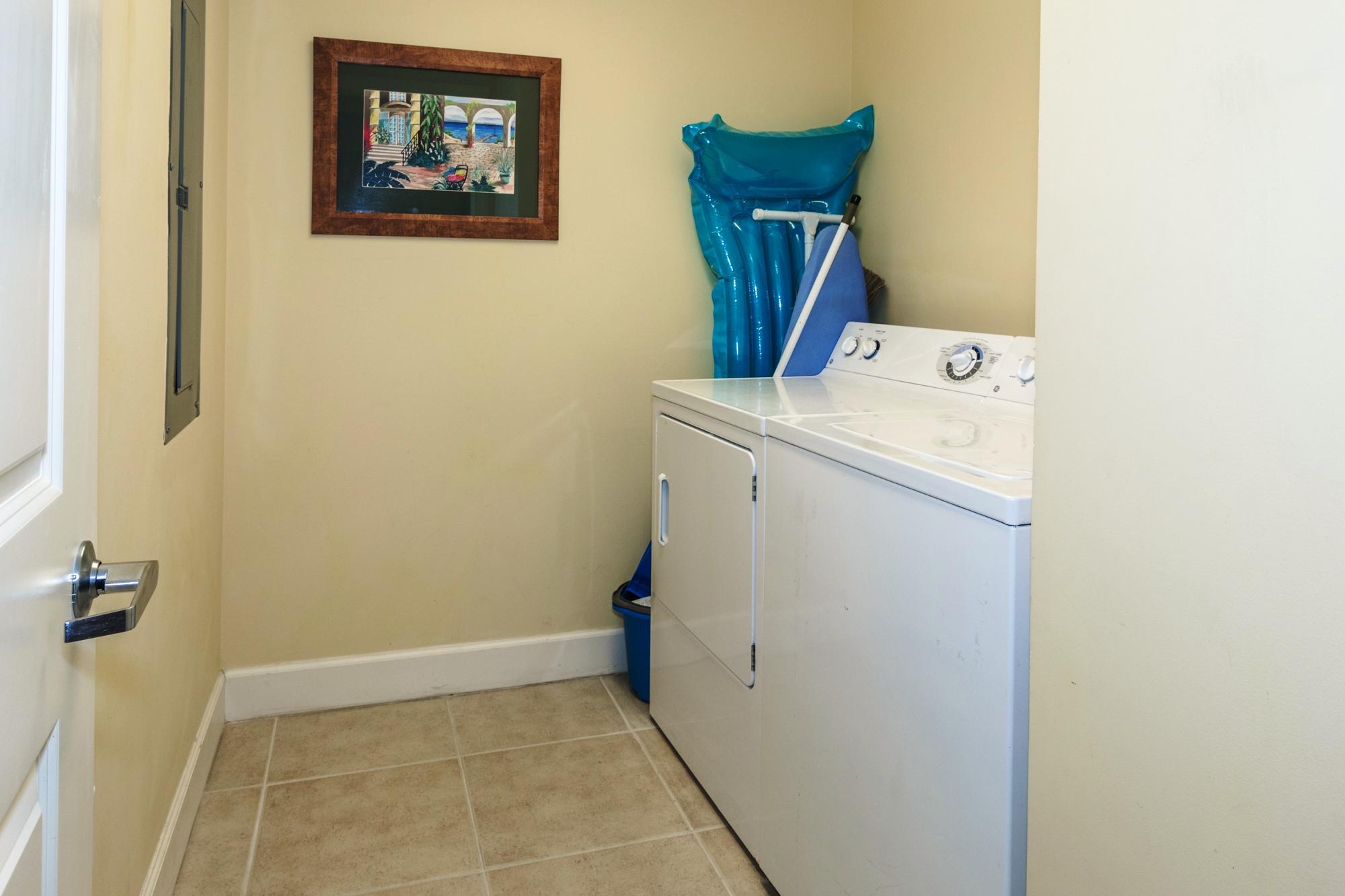 SUNRISE BEACH - Residential