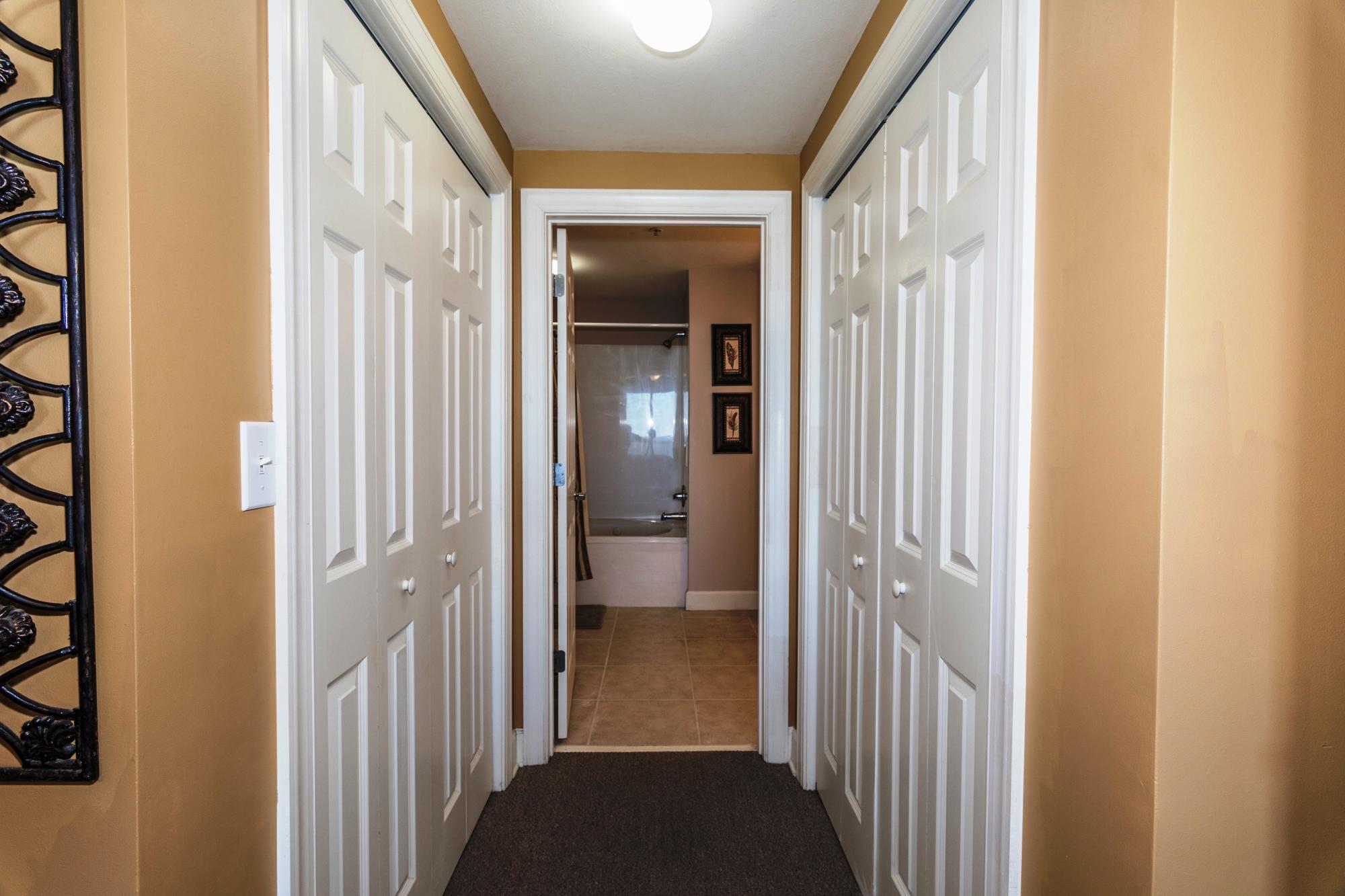 SUNRISE BEACH - Residential