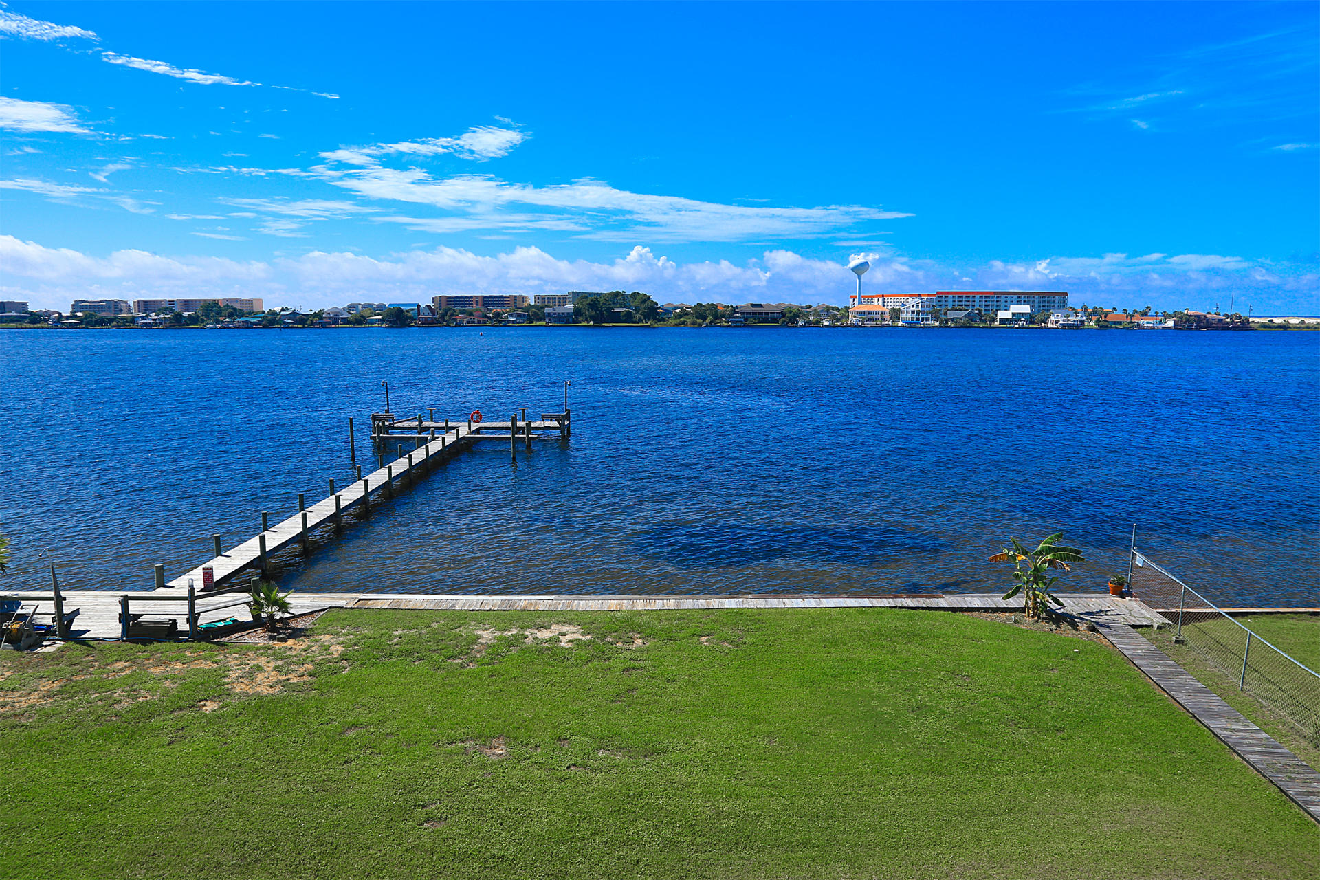 MISTY BREEZE - Residential