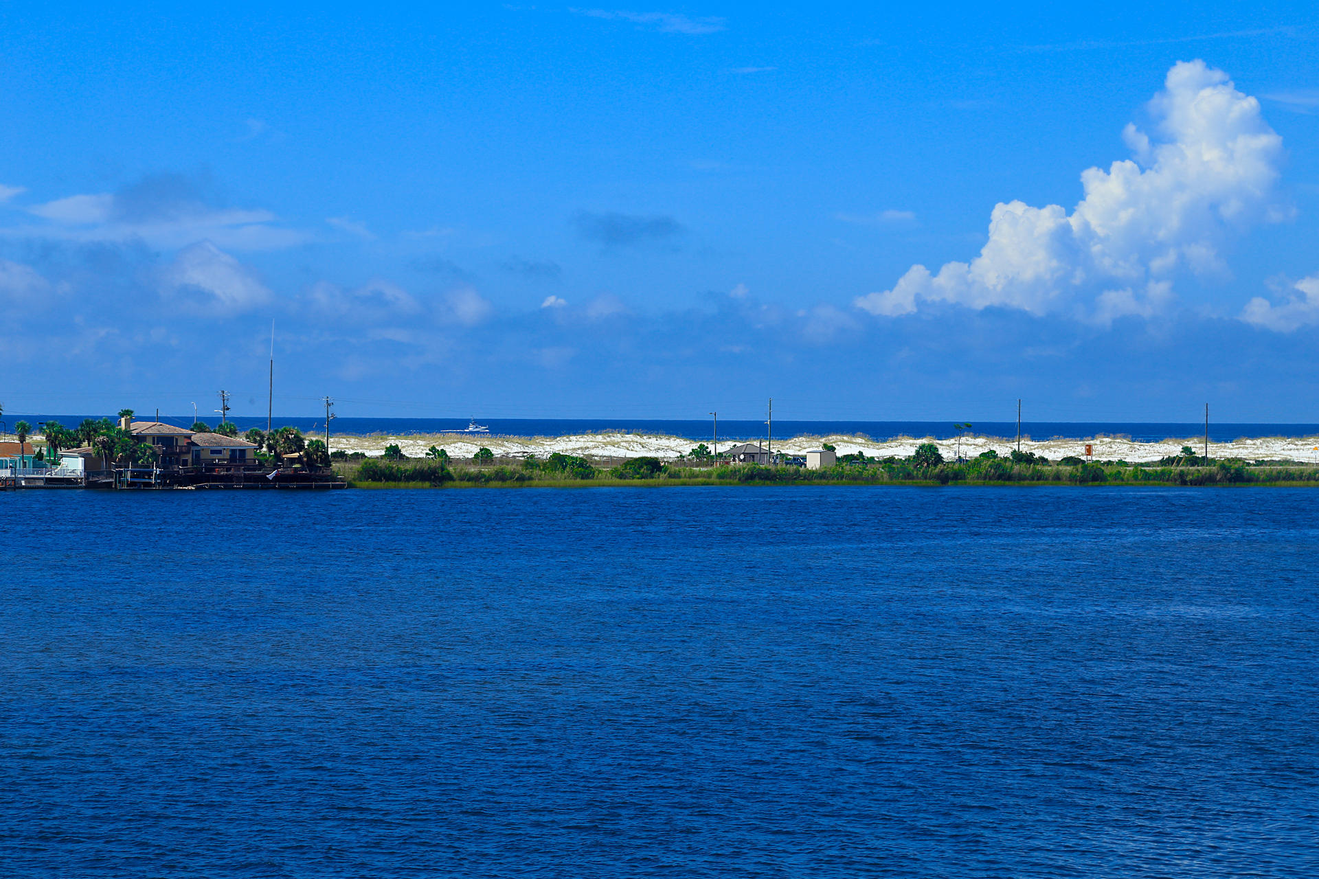 MISTY BREEZE - Residential