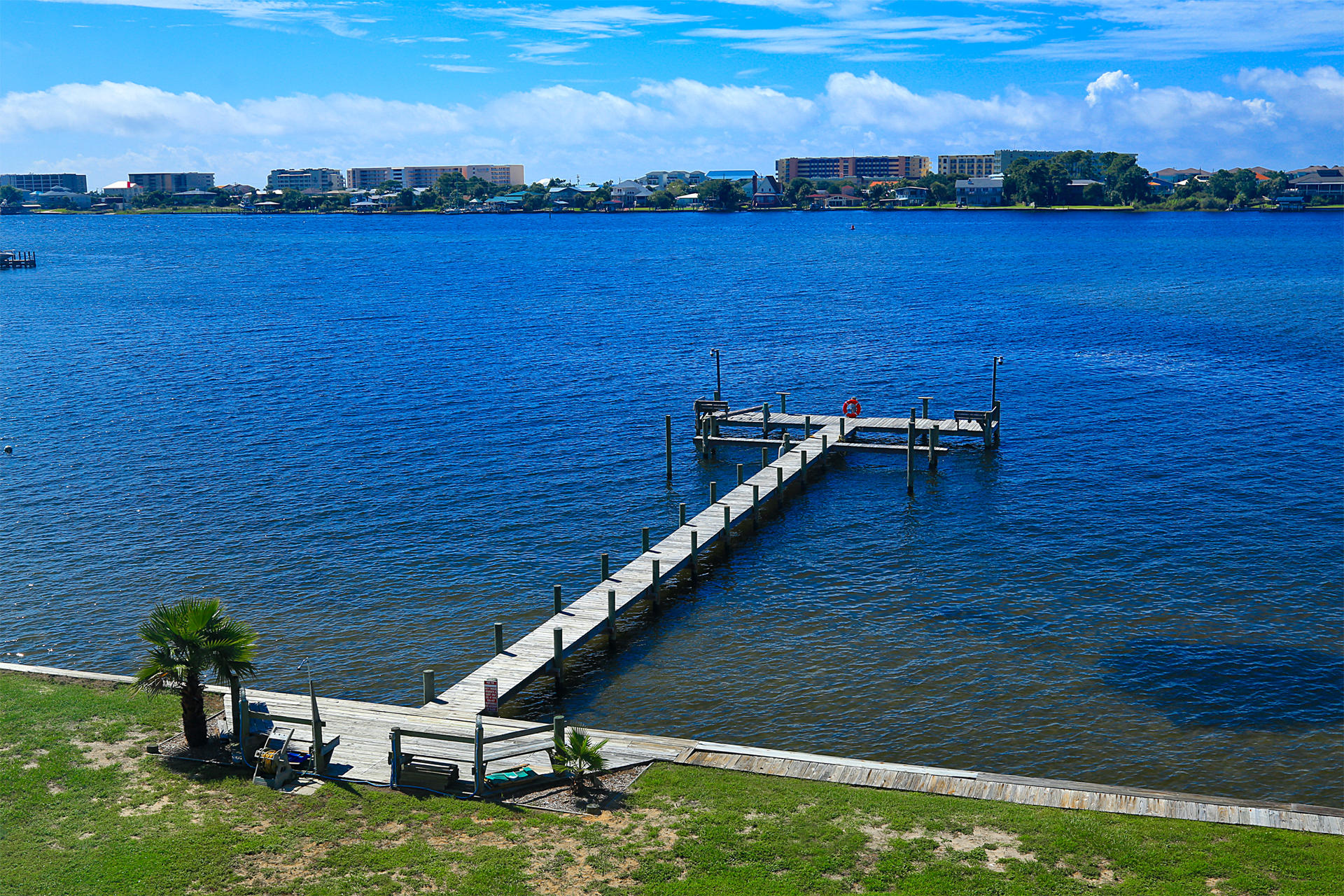 MISTY BREEZE - Residential