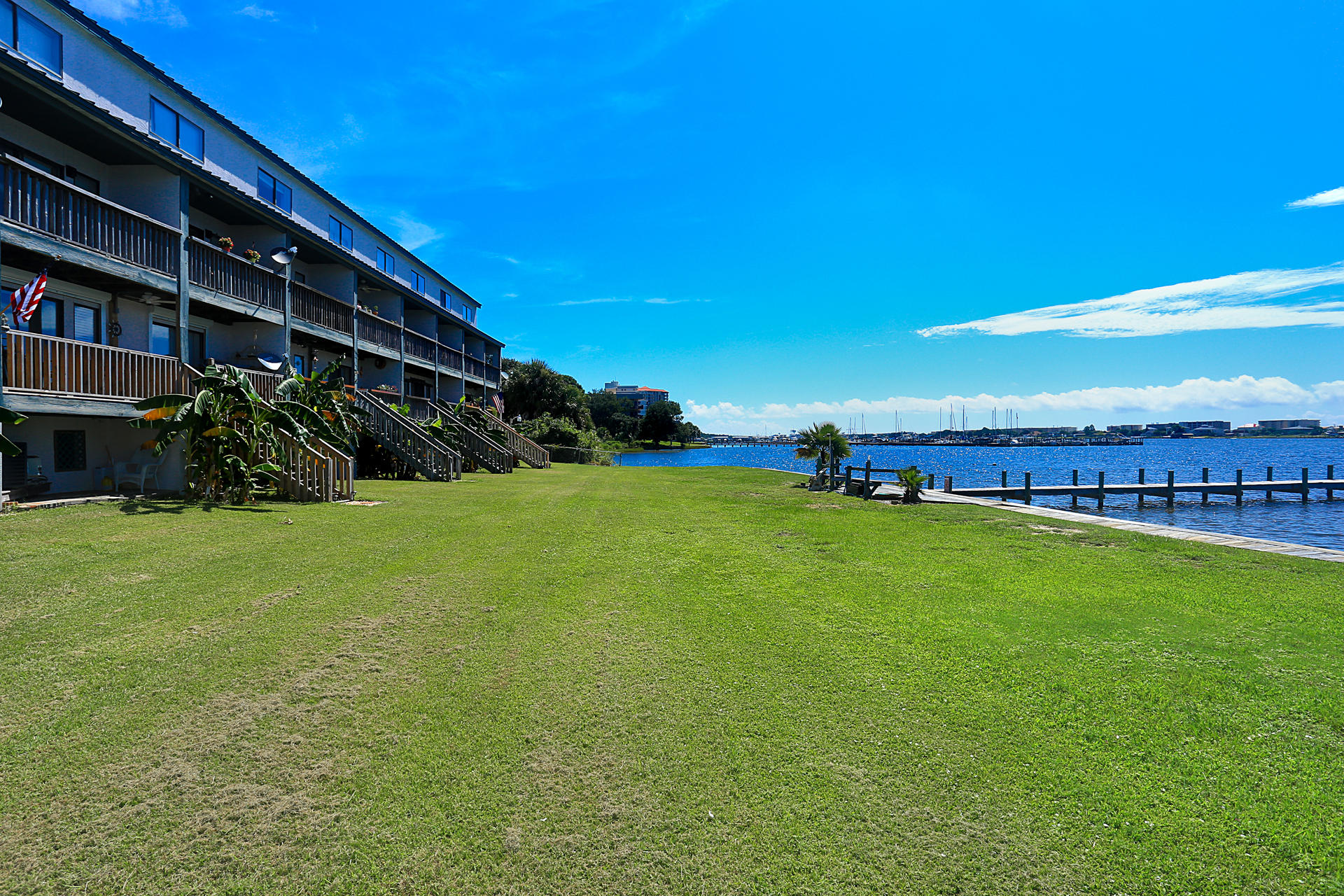 MISTY BREEZE - Residential