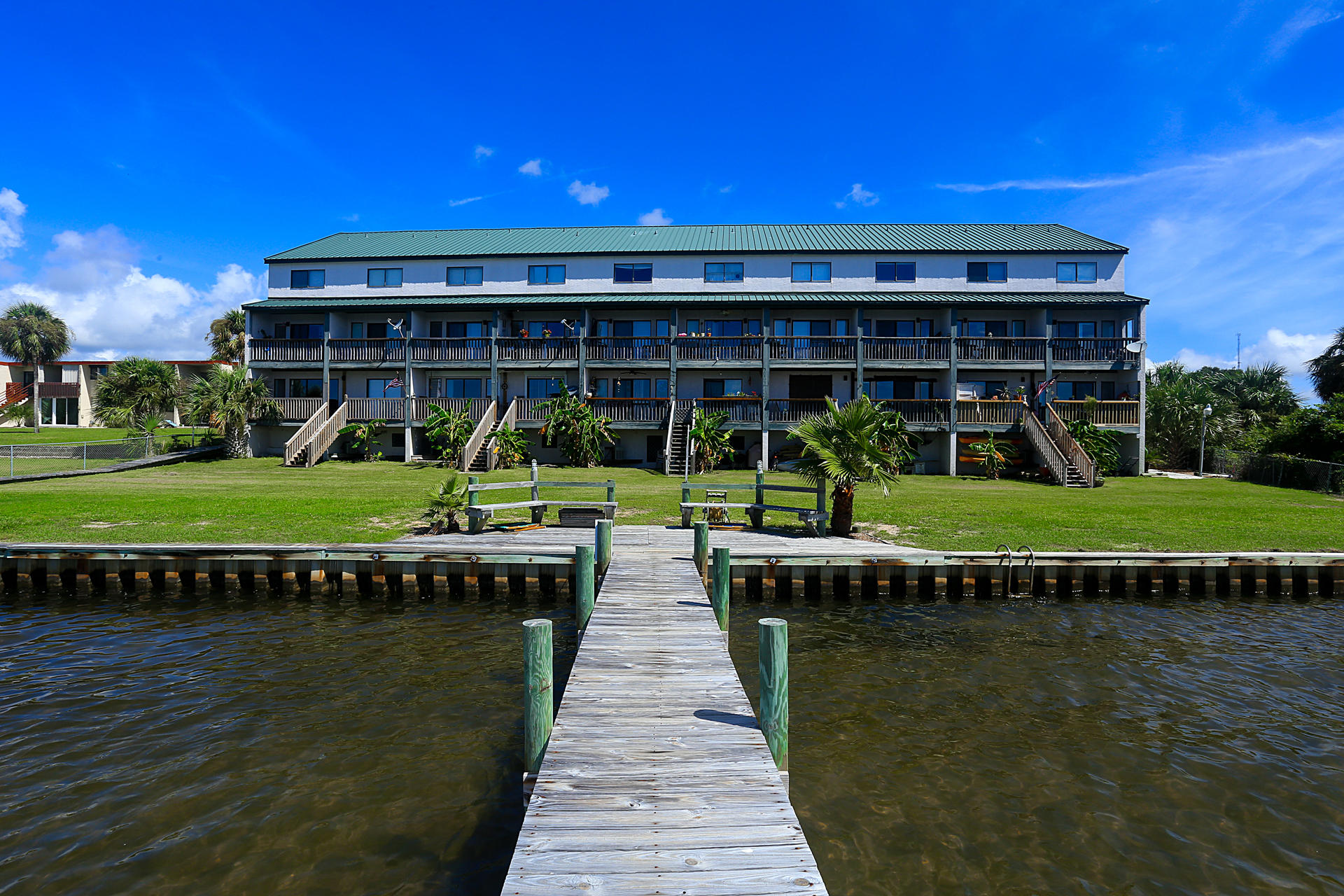 MISTY BREEZE - Residential