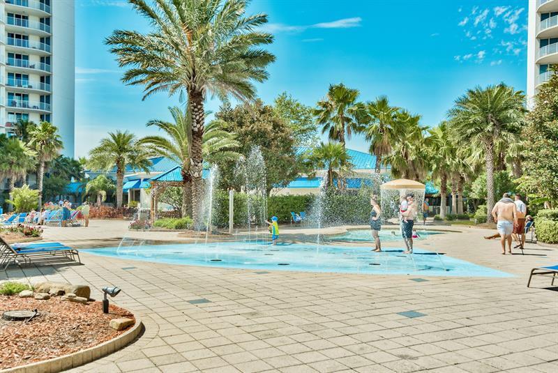 PALMS OF DESTIN (THE) - Residential