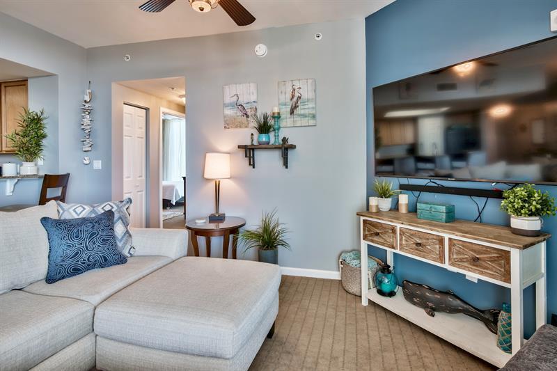 PALMS OF DESTIN (THE) - Residential