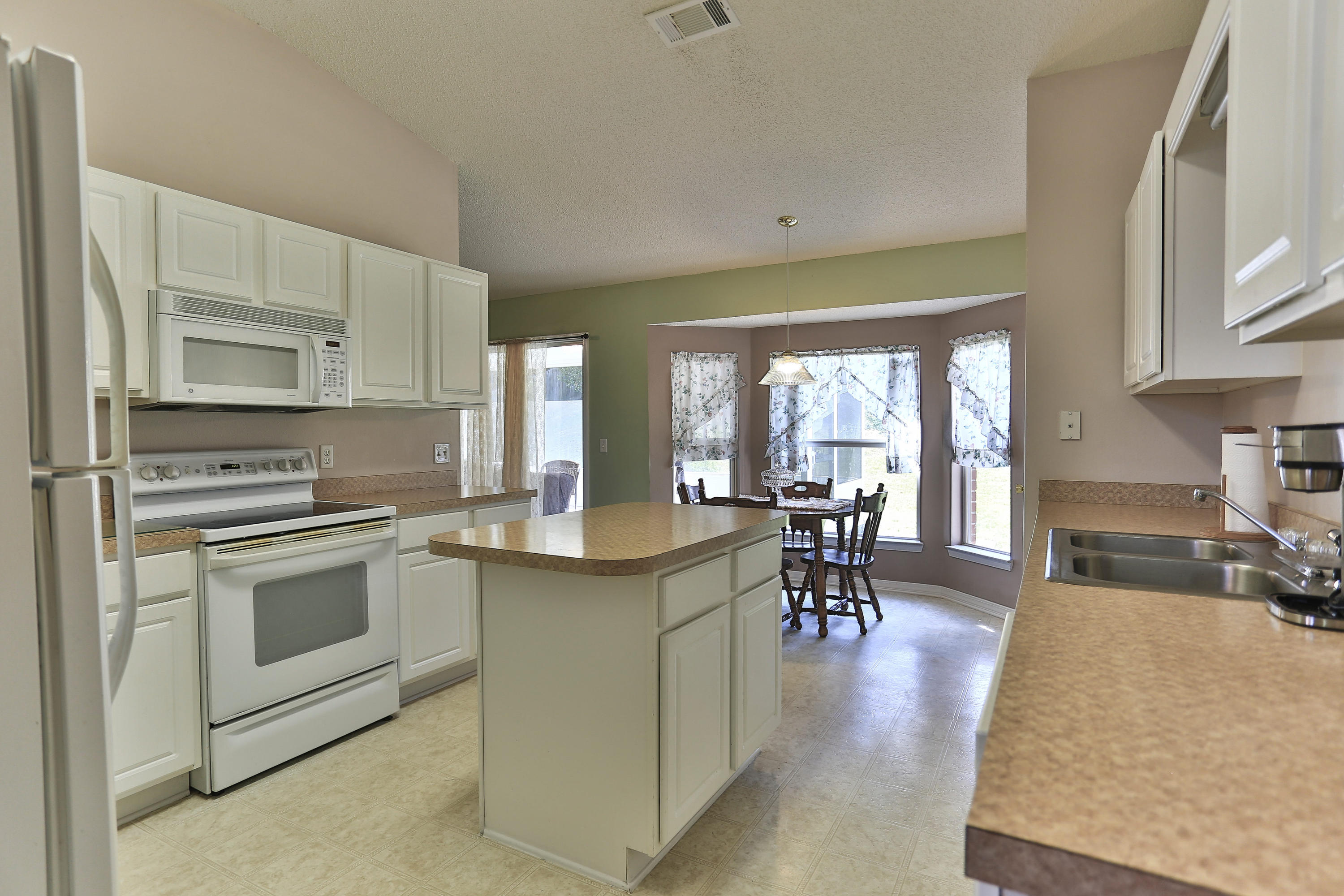 NORTHVIEW ESTATES 5TH ADDN - Residential