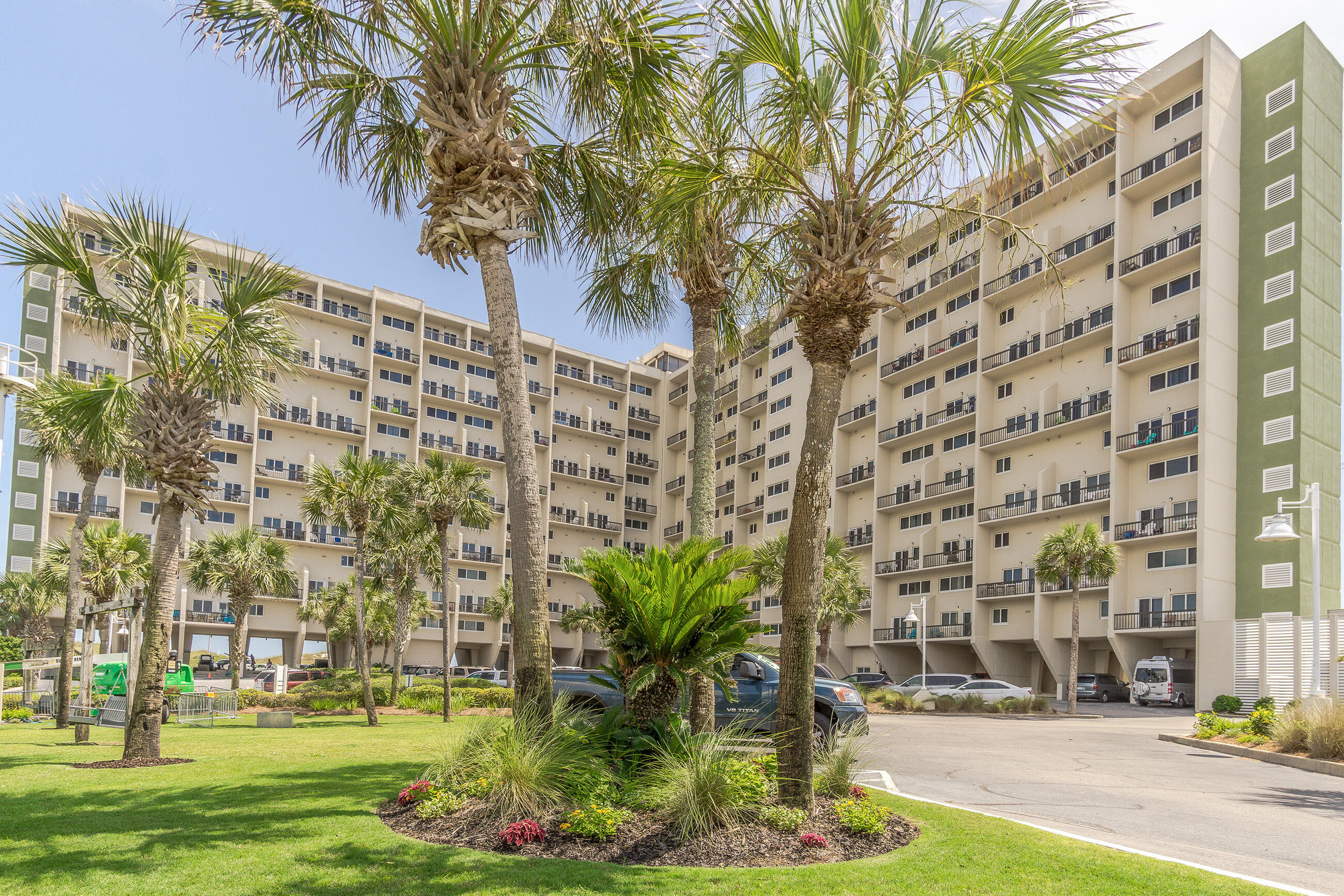 Pinnacle Port - Residential