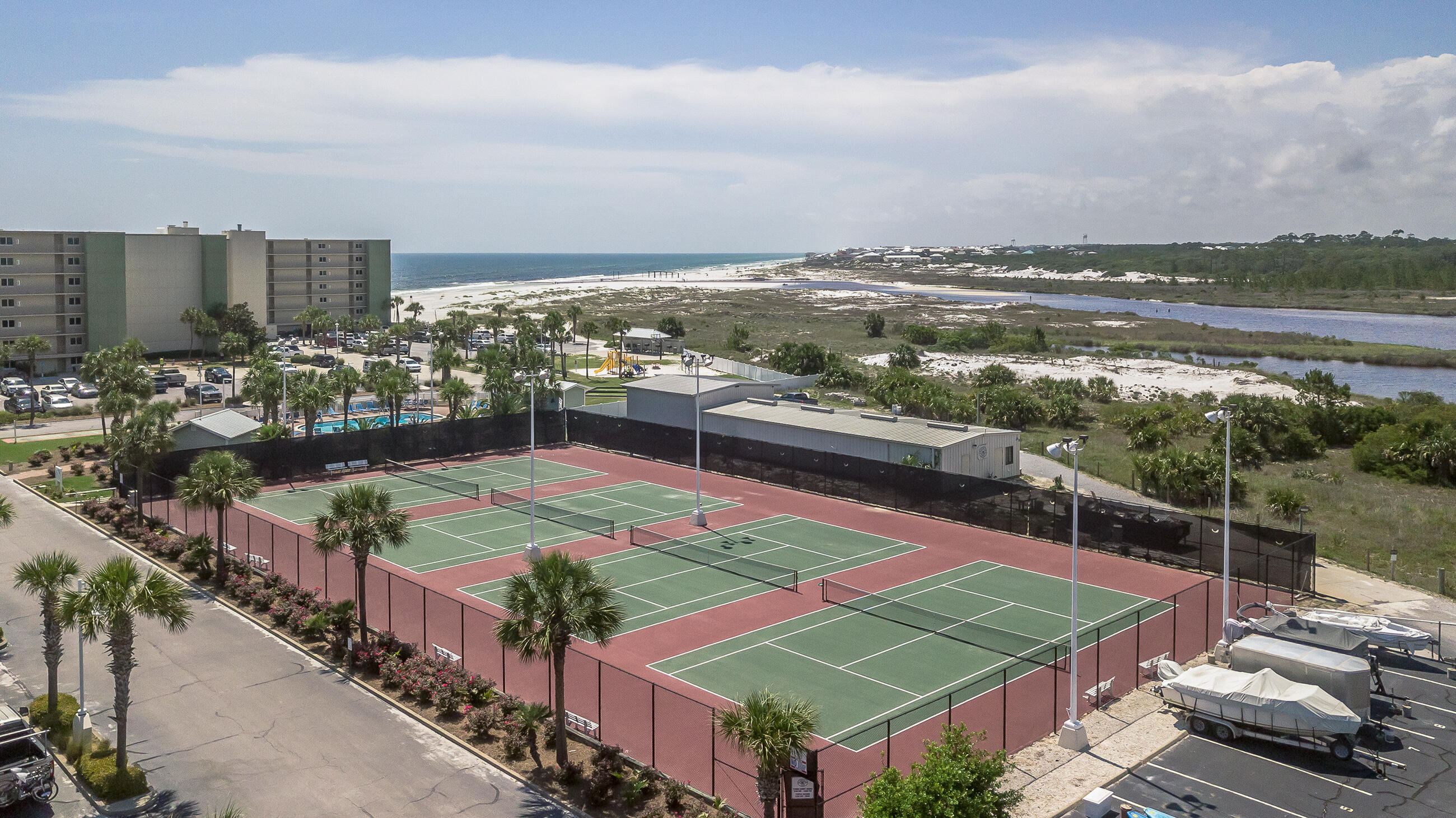 Pinnacle Port - Residential