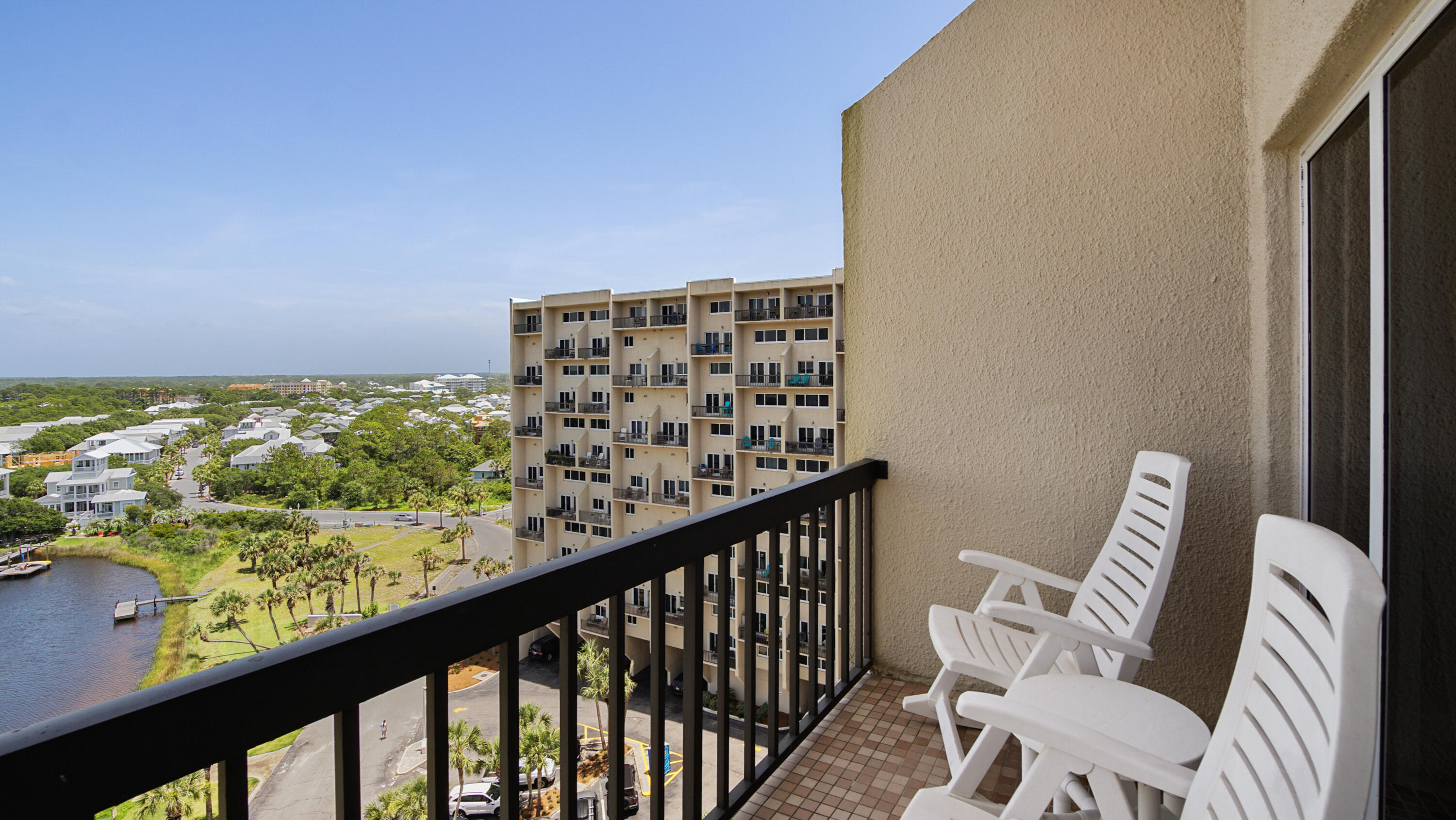 Pinnacle Port - Residential