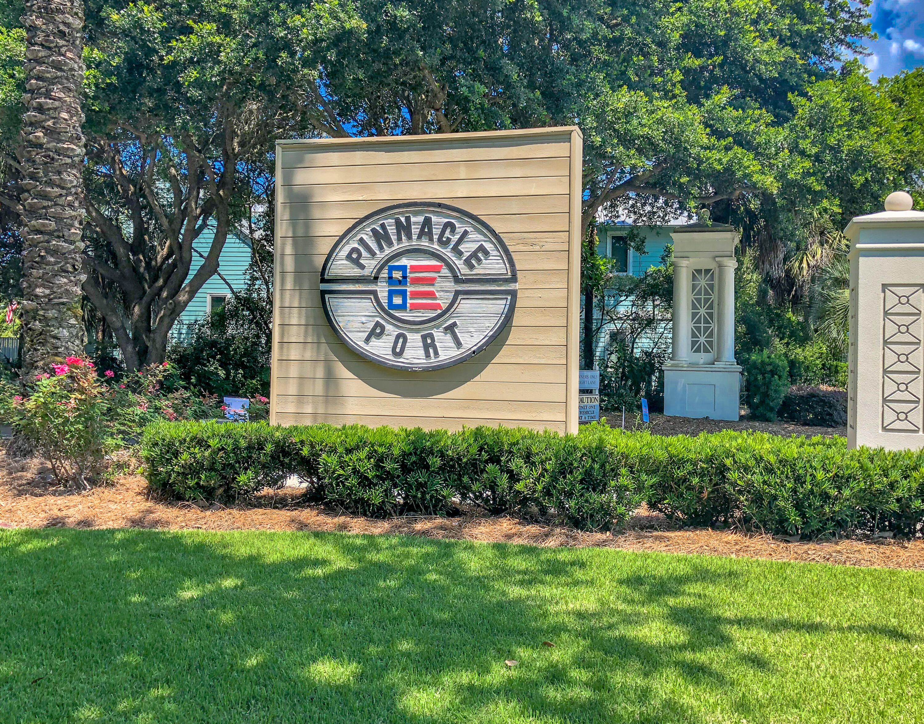 Pinnacle Port - Residential