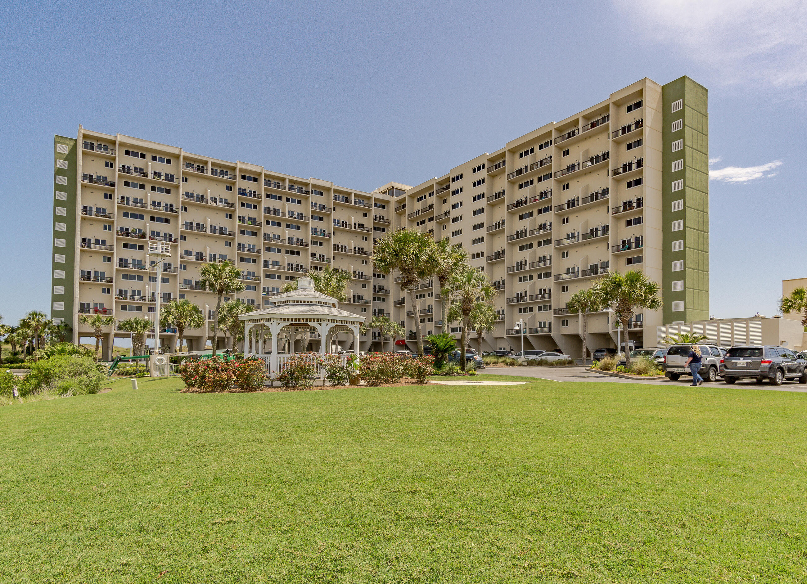 Pinnacle Port - Residential