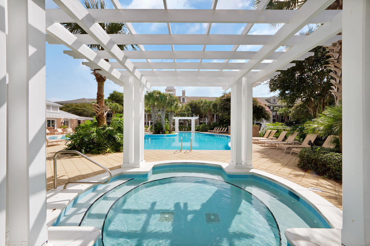 OBSERVATION POINT NORTH - Residential