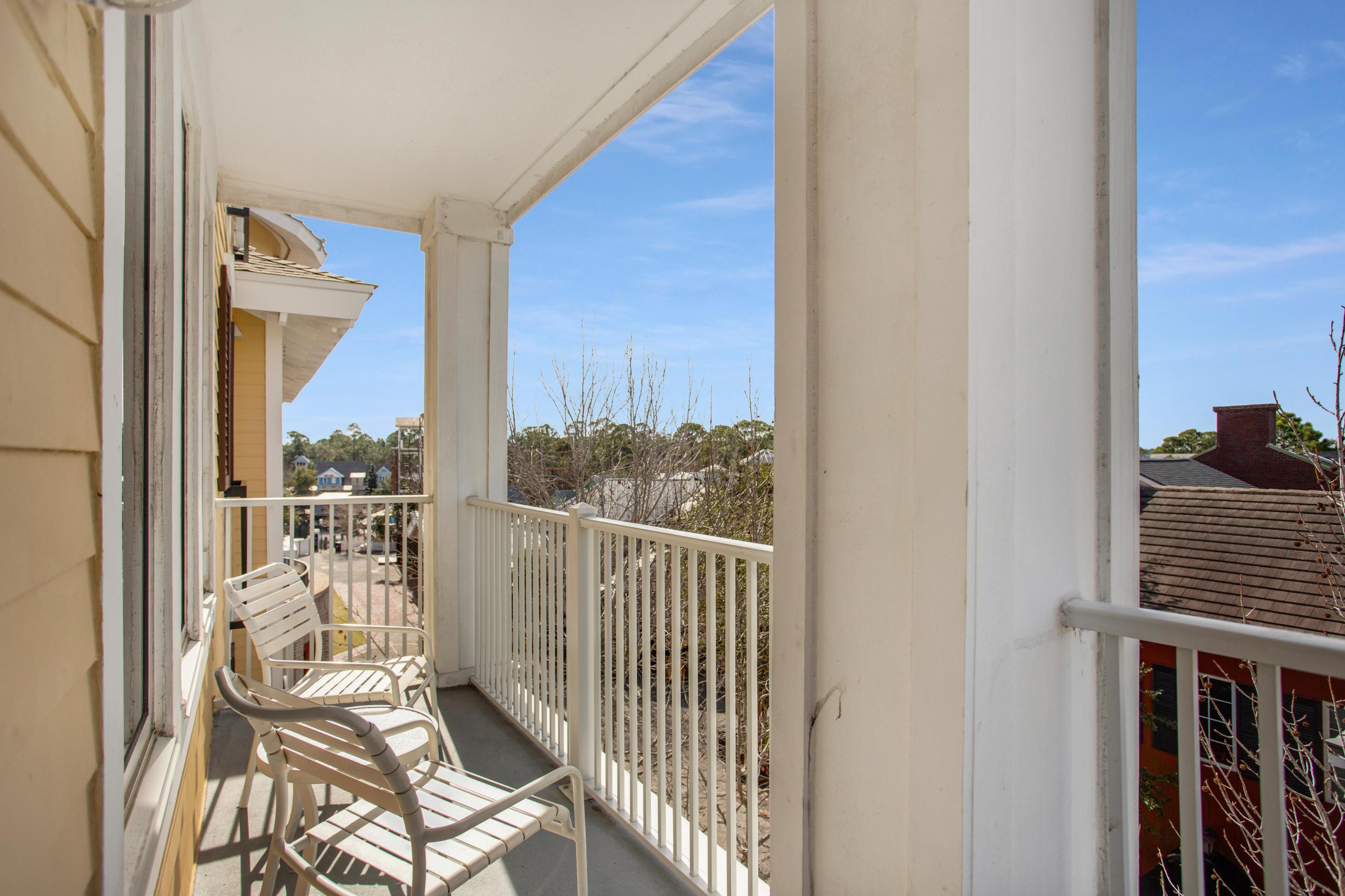 OBSERVATION POINT - Residential