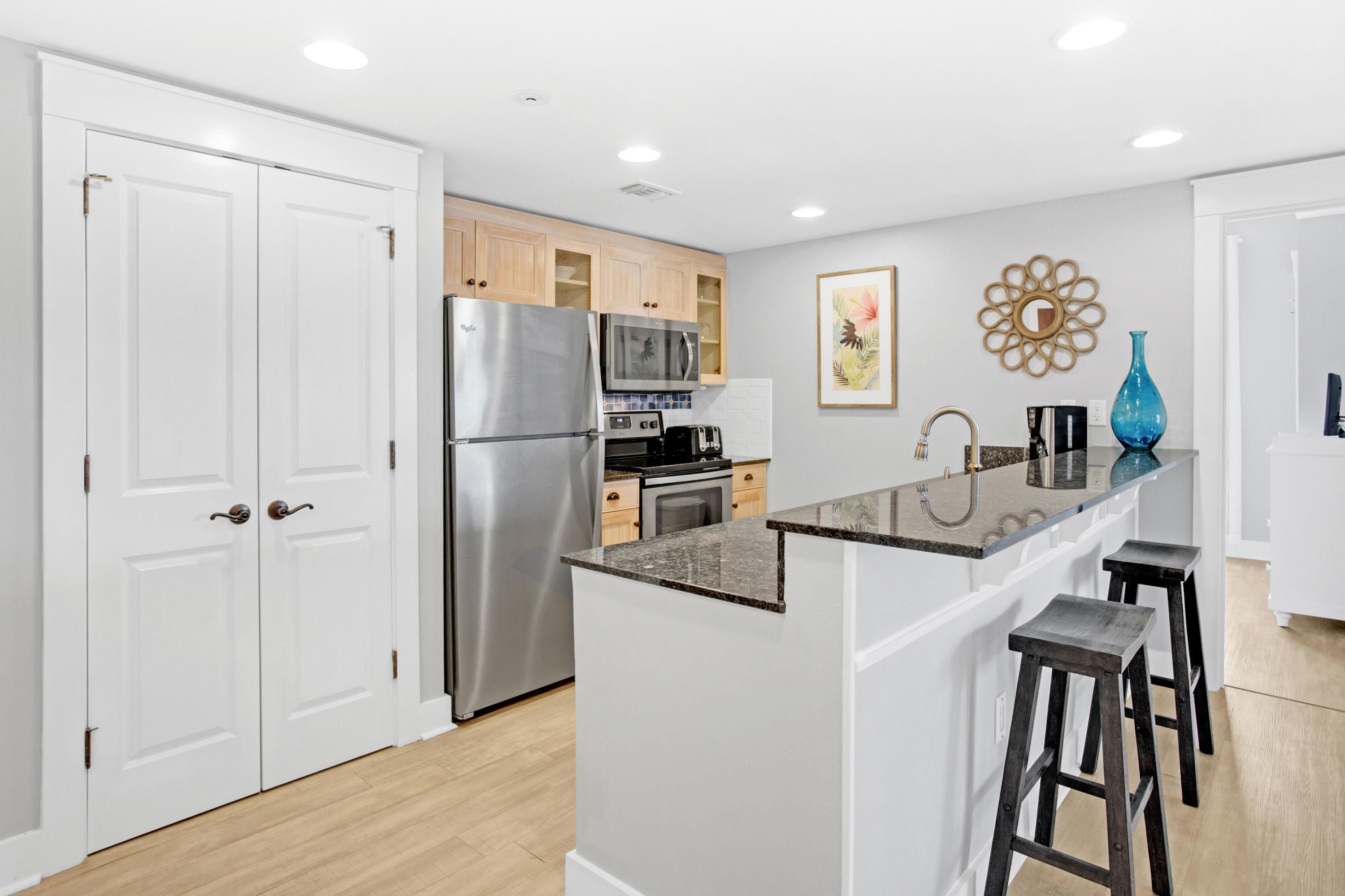 OBSERVATION POINT - Residential