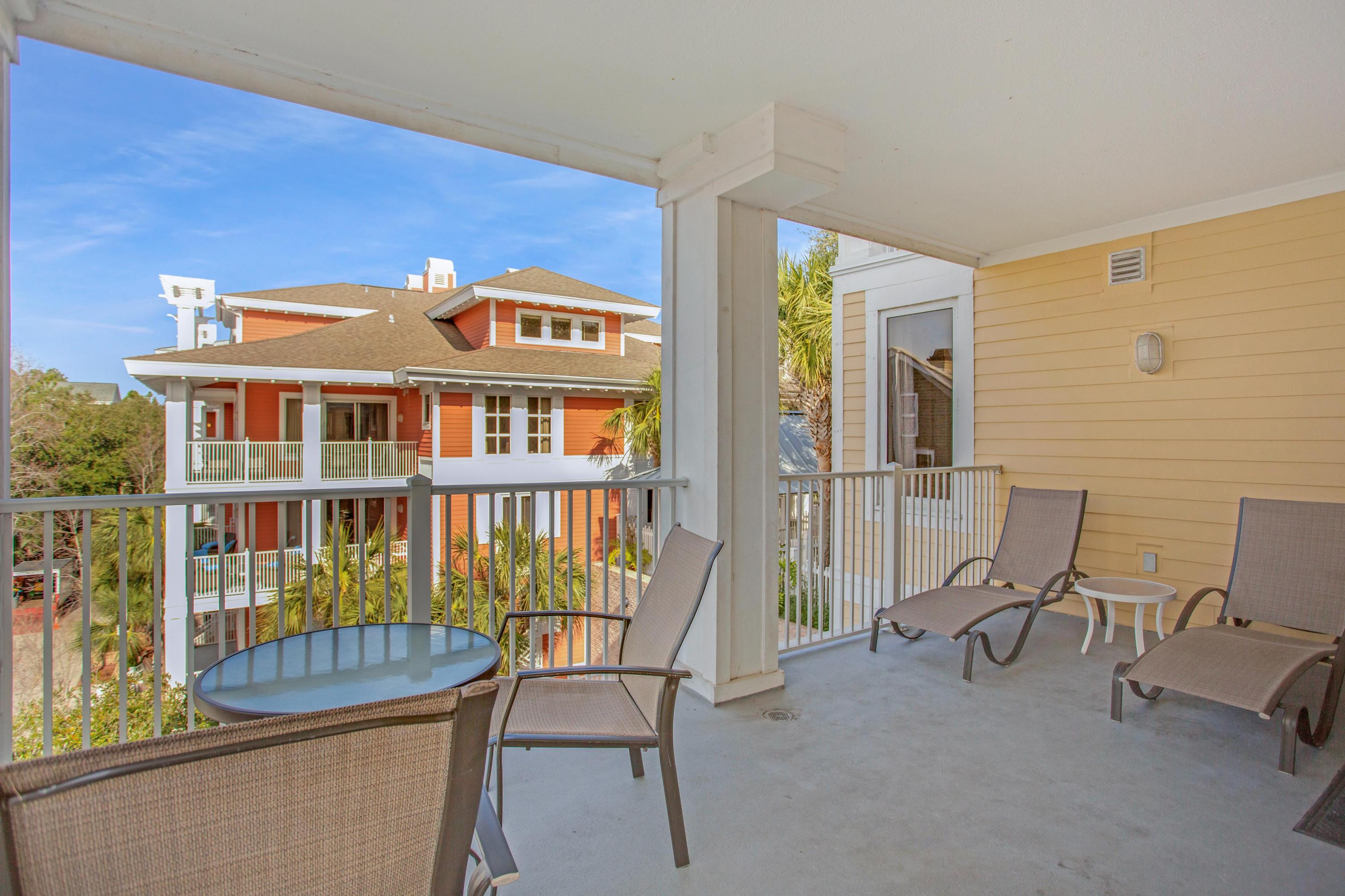 OBSERVATION POINT - Residential