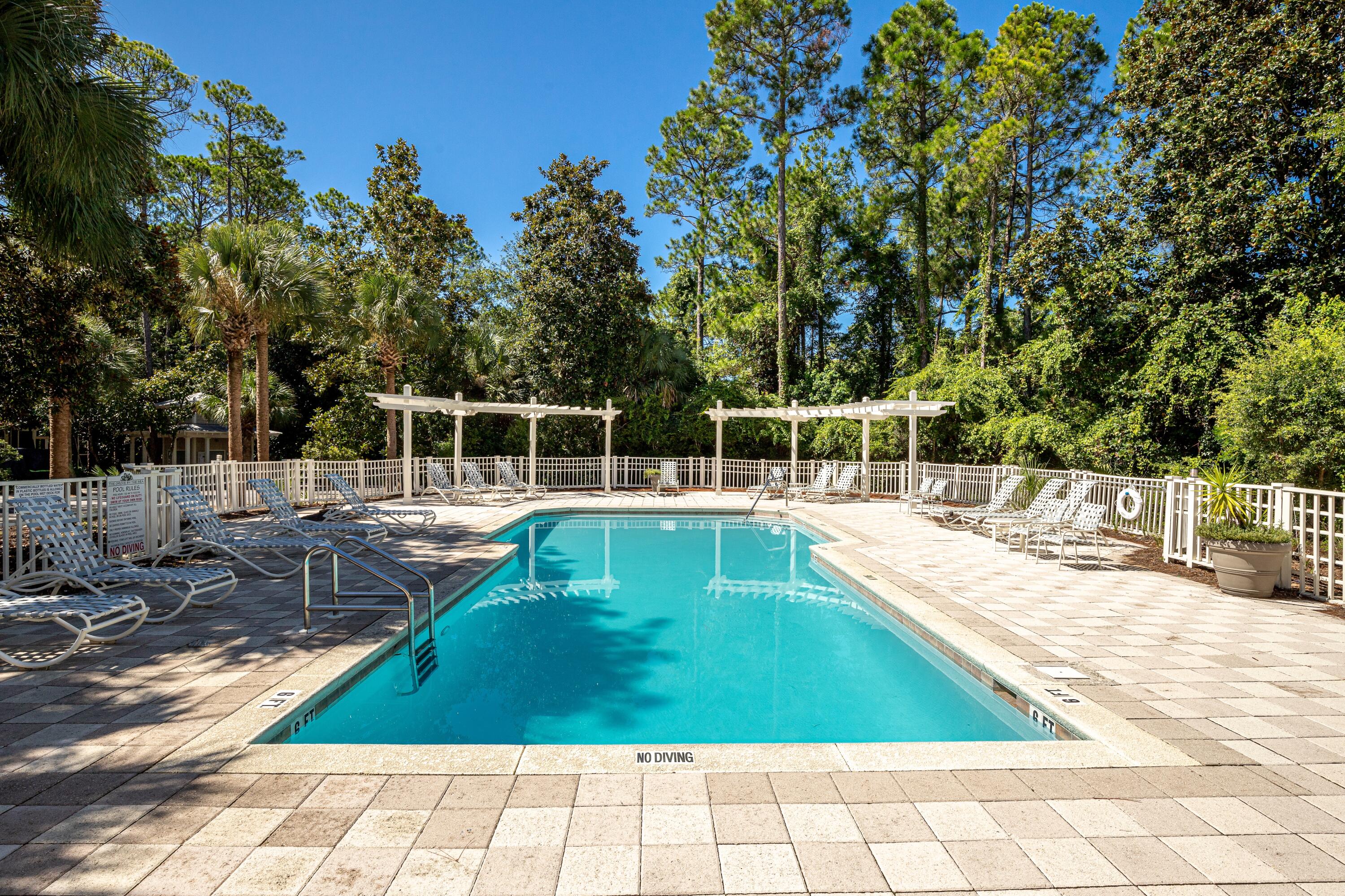 GROVE BY THE SEA - Residential