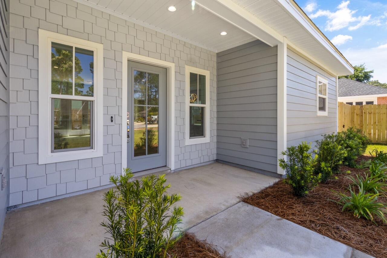 MACK BAYOU ESTATES - Residential