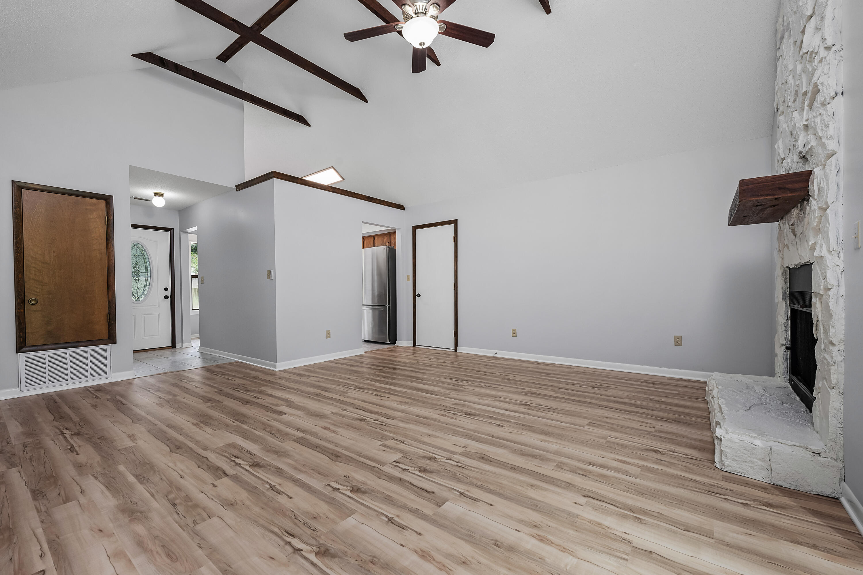 PINE MEADOWS - Residential