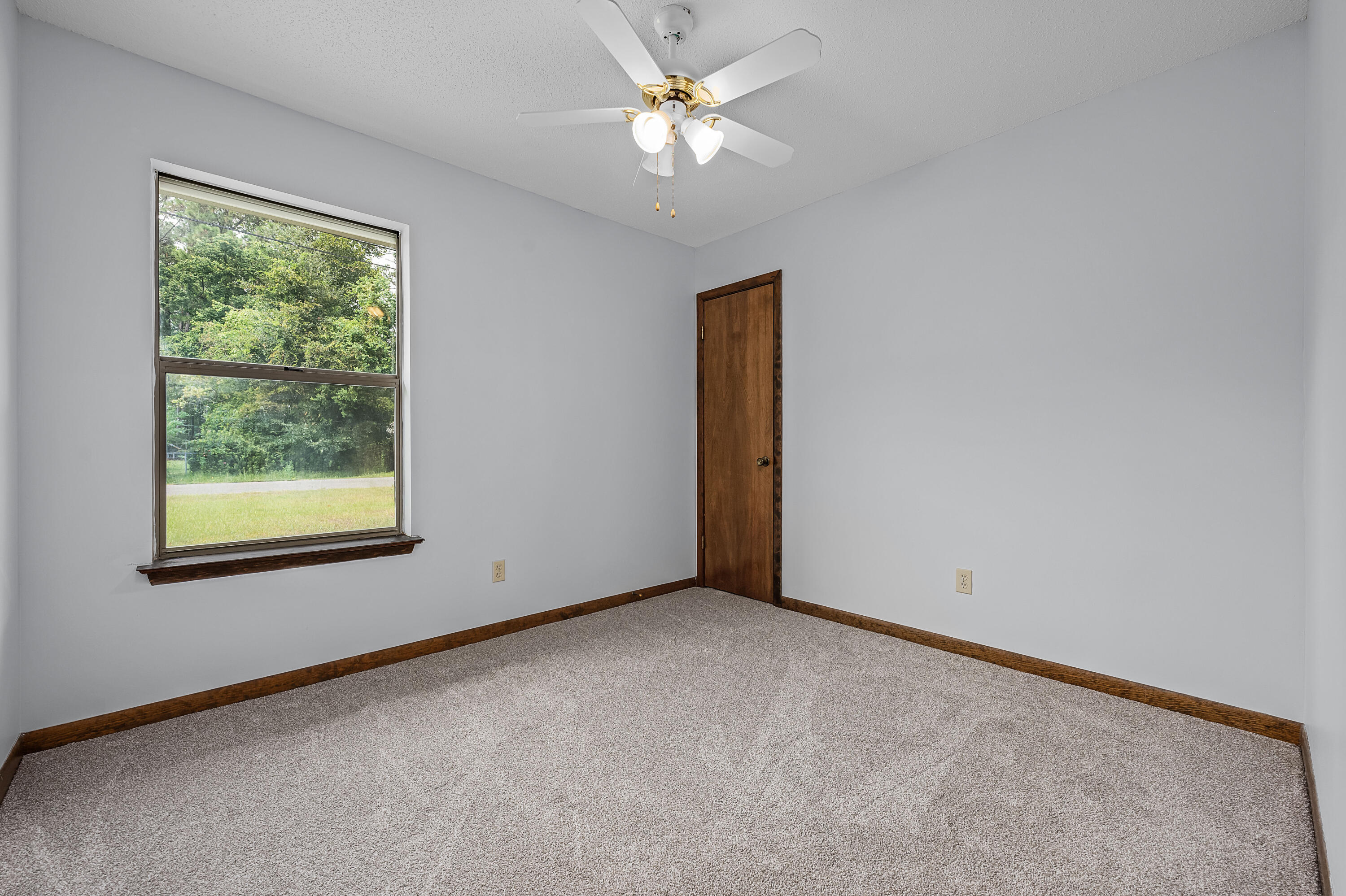 PINE MEADOWS - Residential