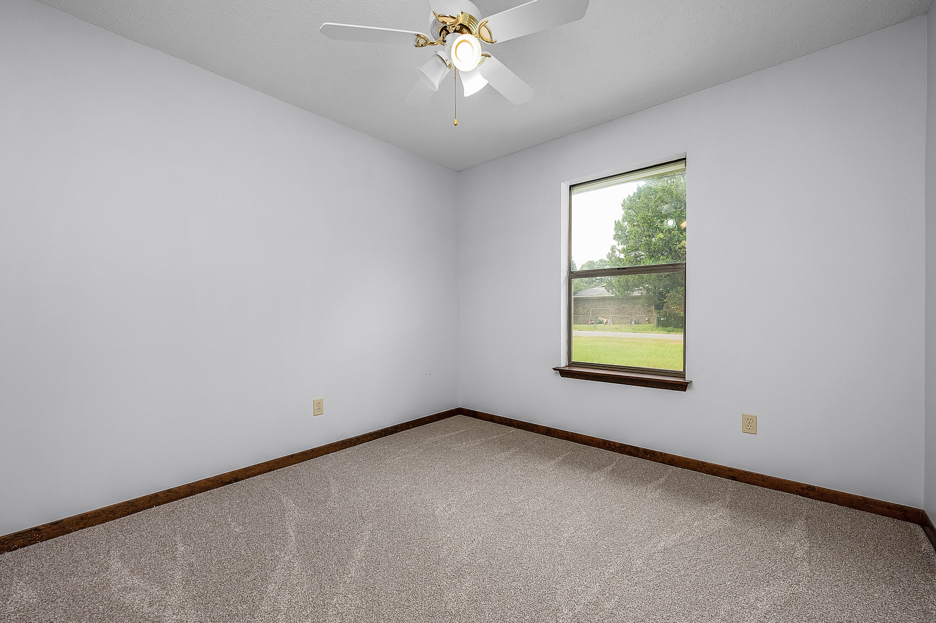 PINE MEADOWS - Residential