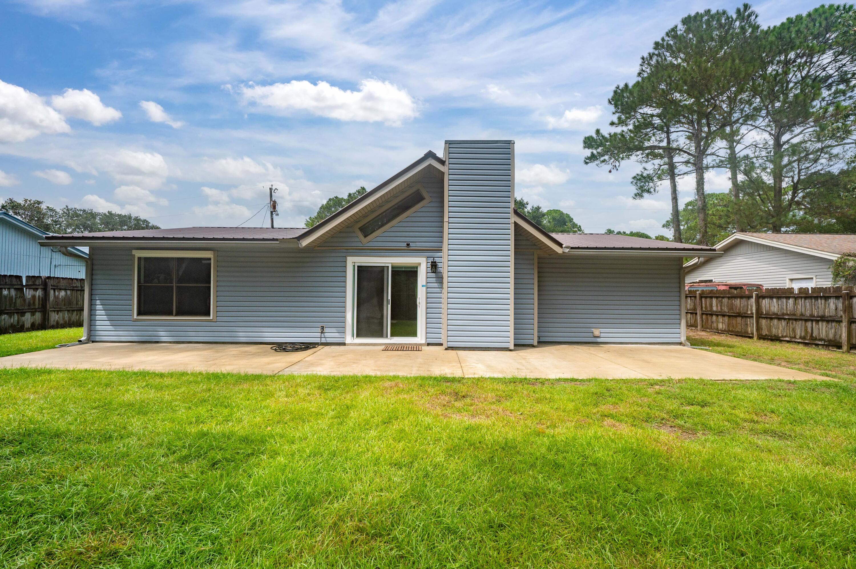 PINE MEADOWS - Residential