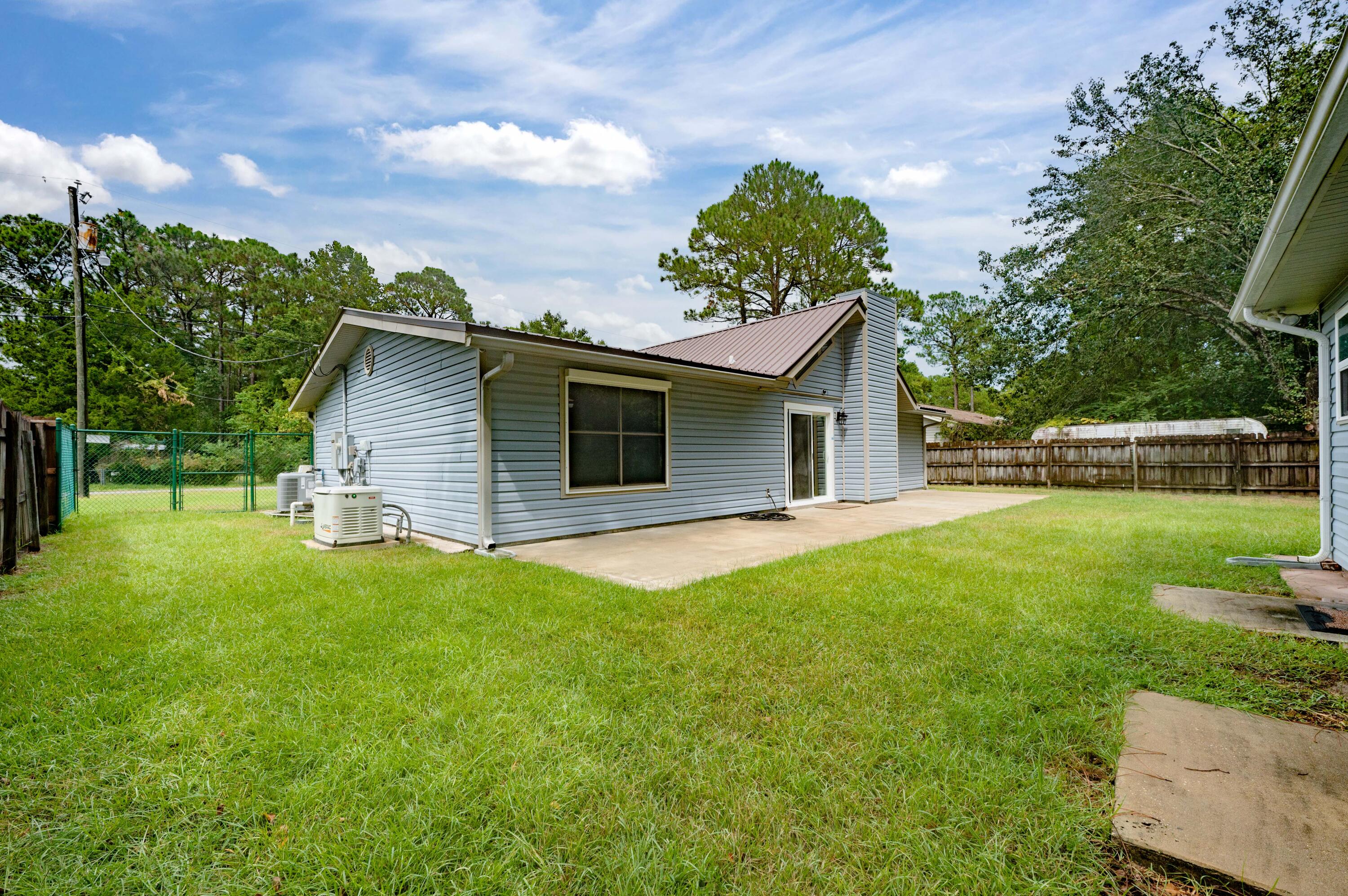 PINE MEADOWS - Residential