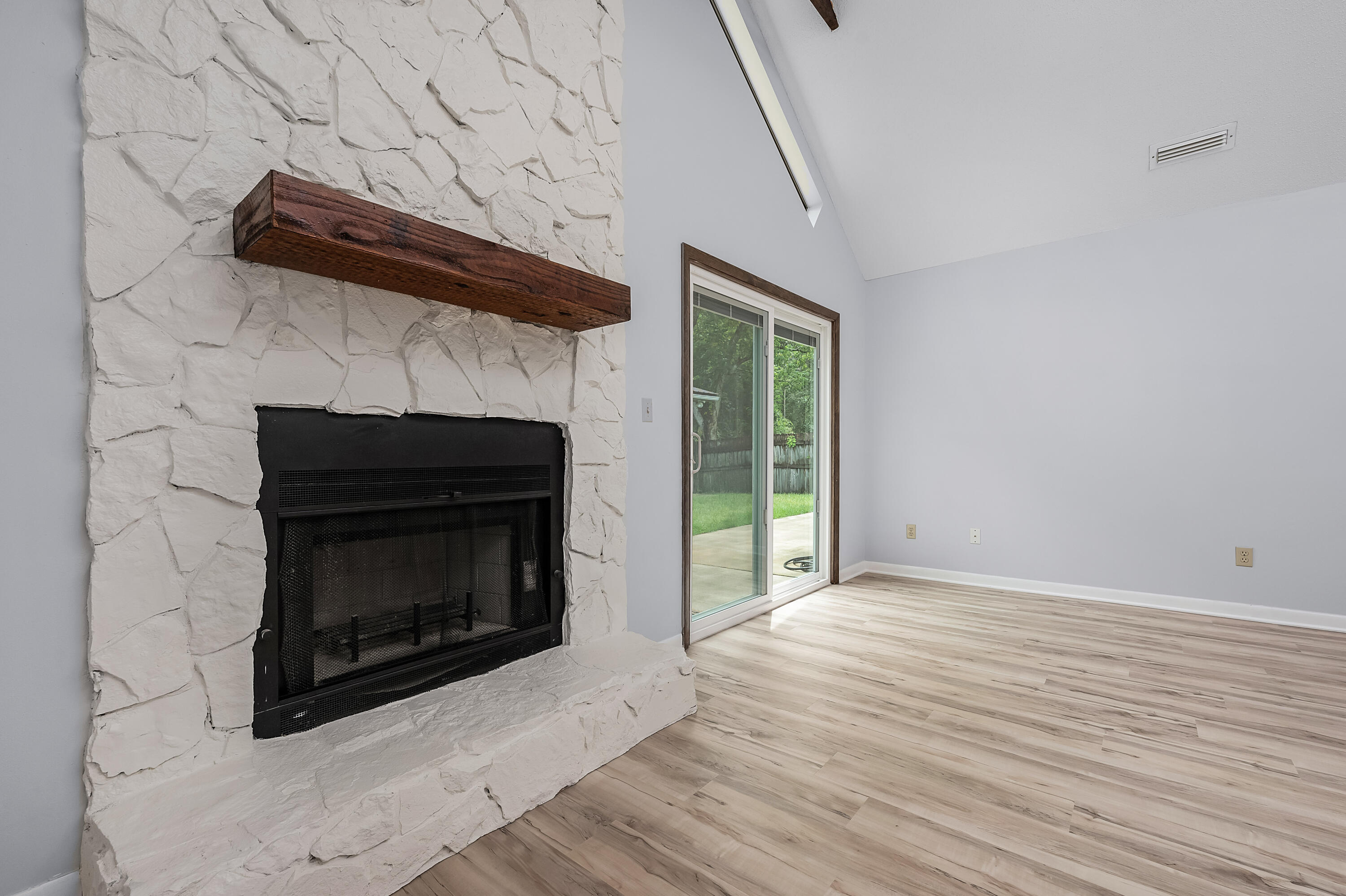 PINE MEADOWS - Residential