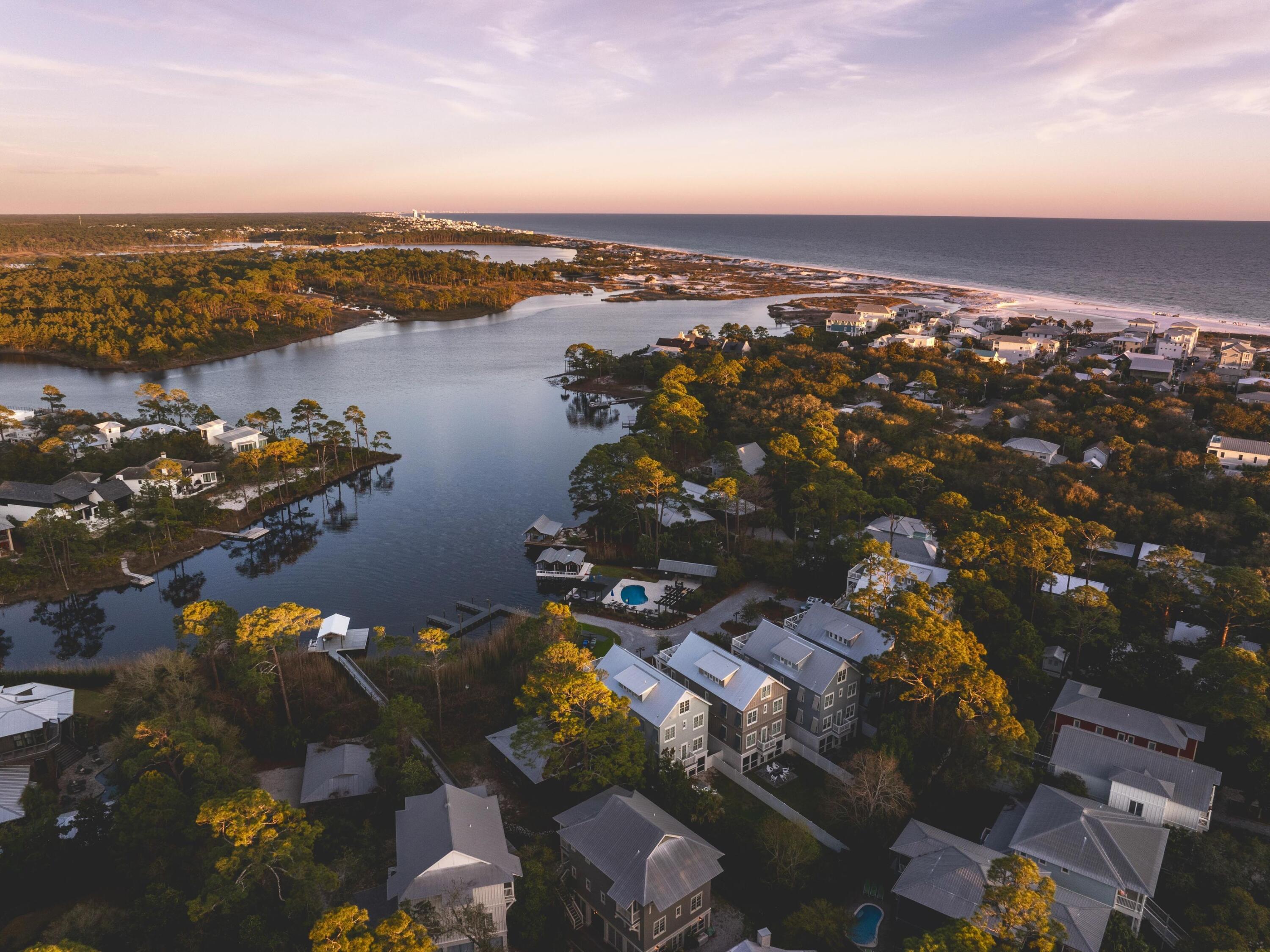 GRAYTON BEACH - Residential