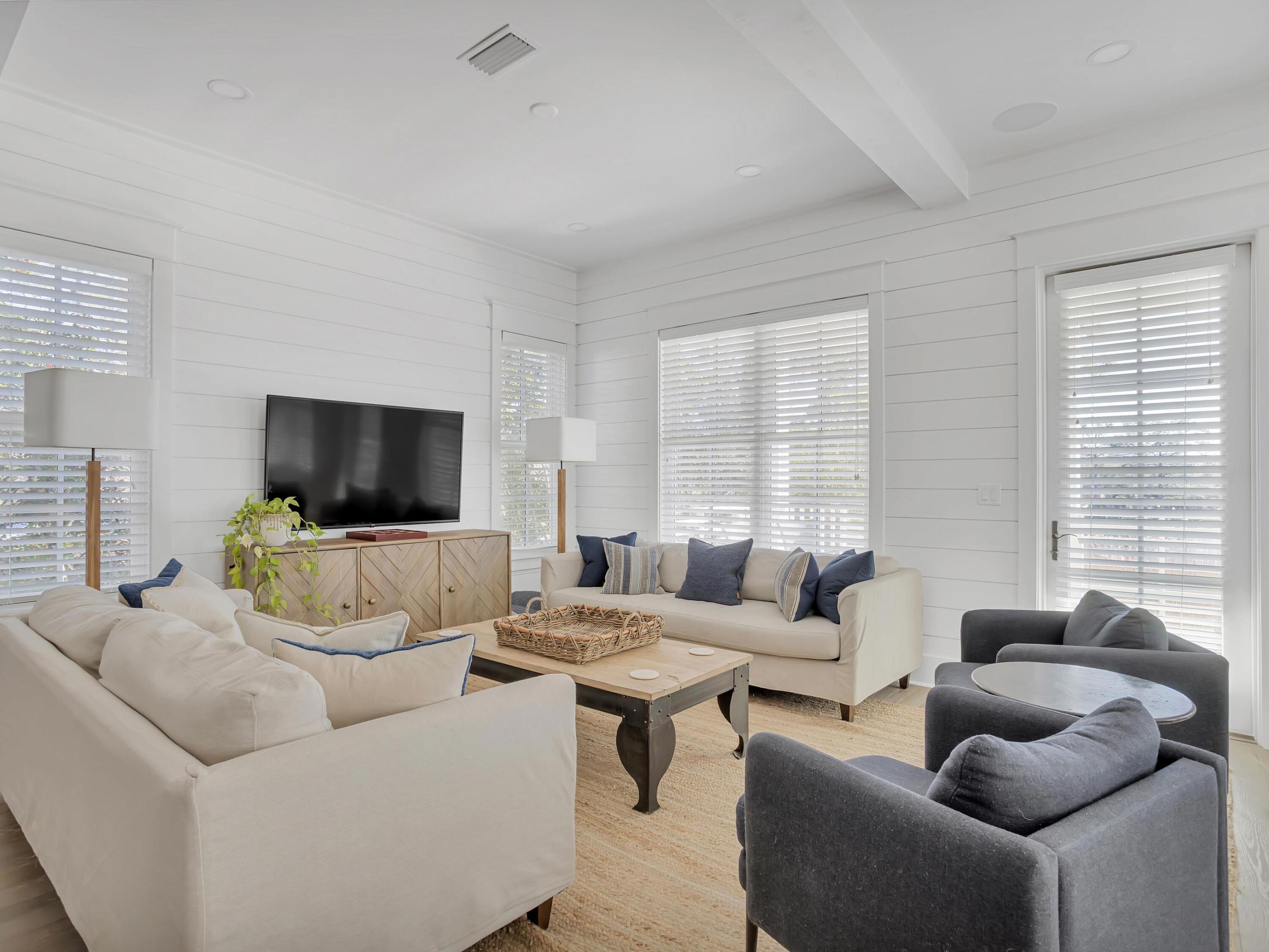 GRAYTON BEACH - Residential