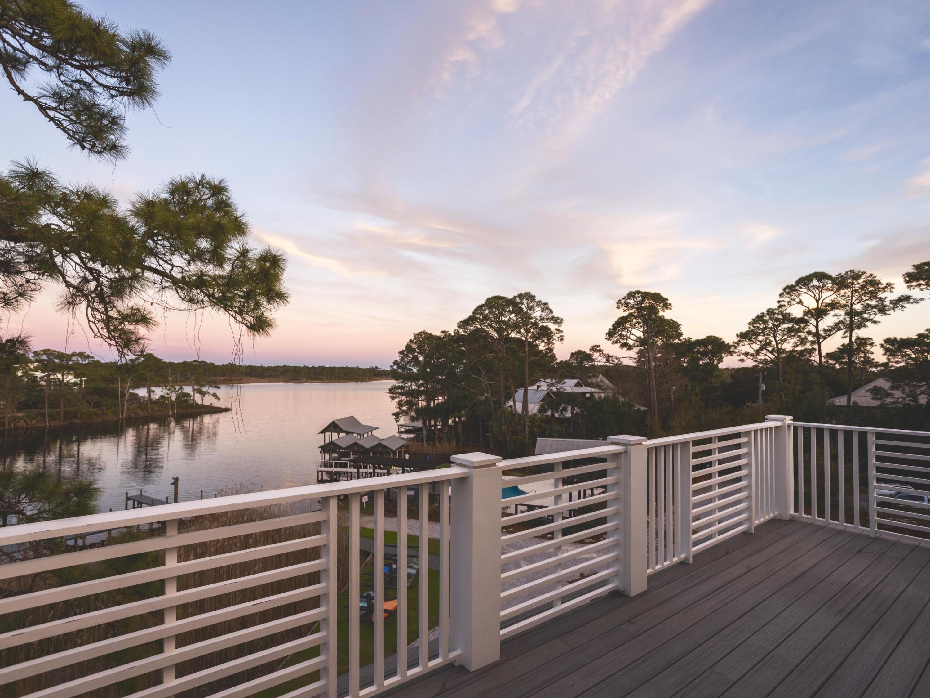GRAYTON BEACH - Residential