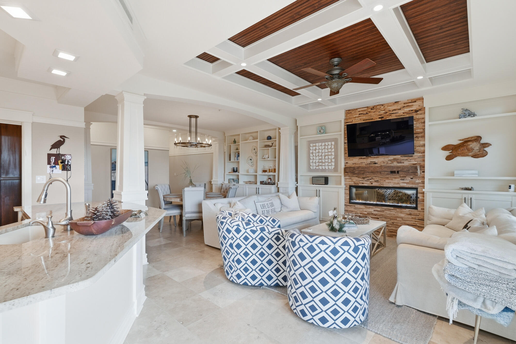 WILD HERON LAKESIDE LODGE - Residential