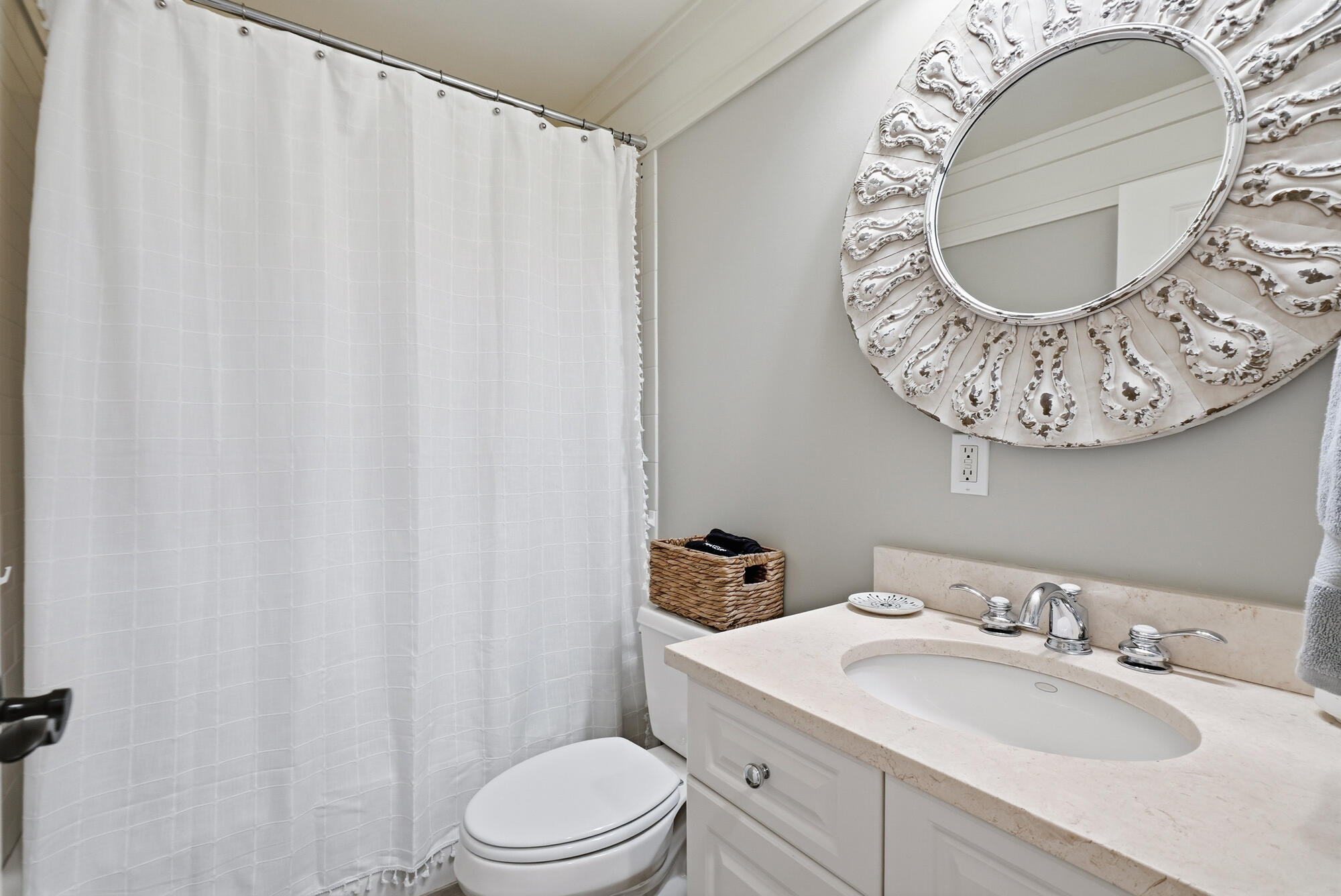 WILD HERON LAKESIDE LODGE - Residential