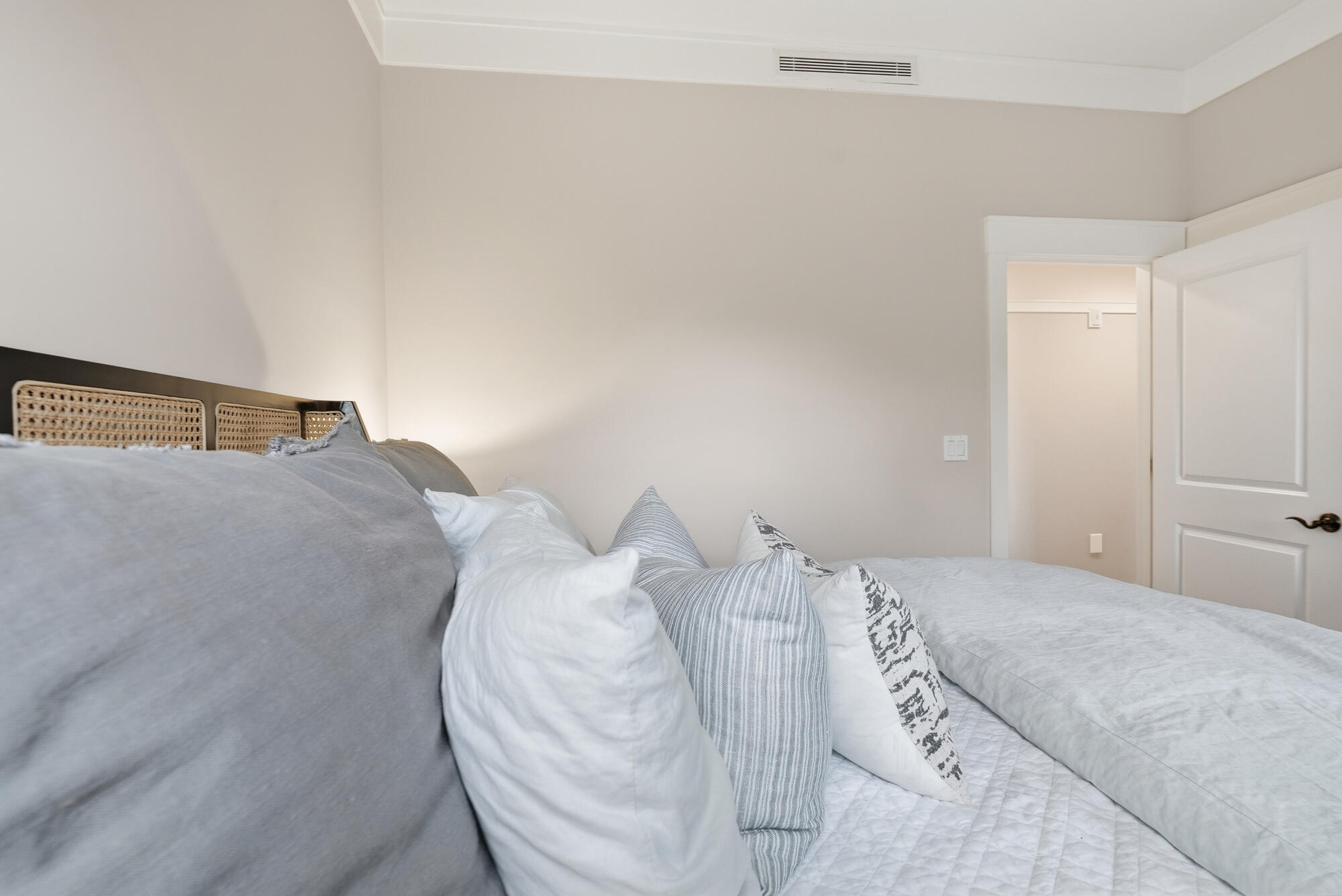 WILD HERON LAKESIDE LODGE - Residential