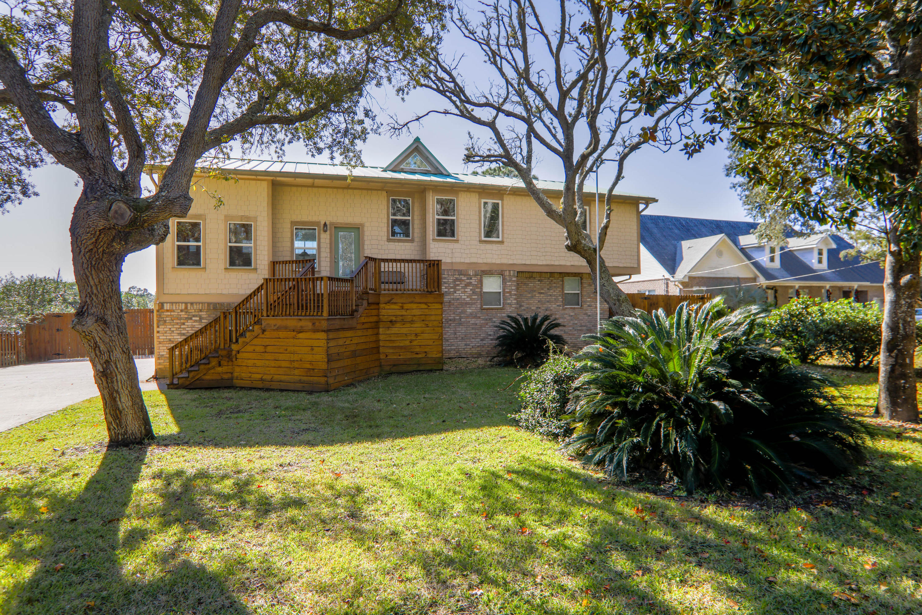 COLONY ESTATES - Residential