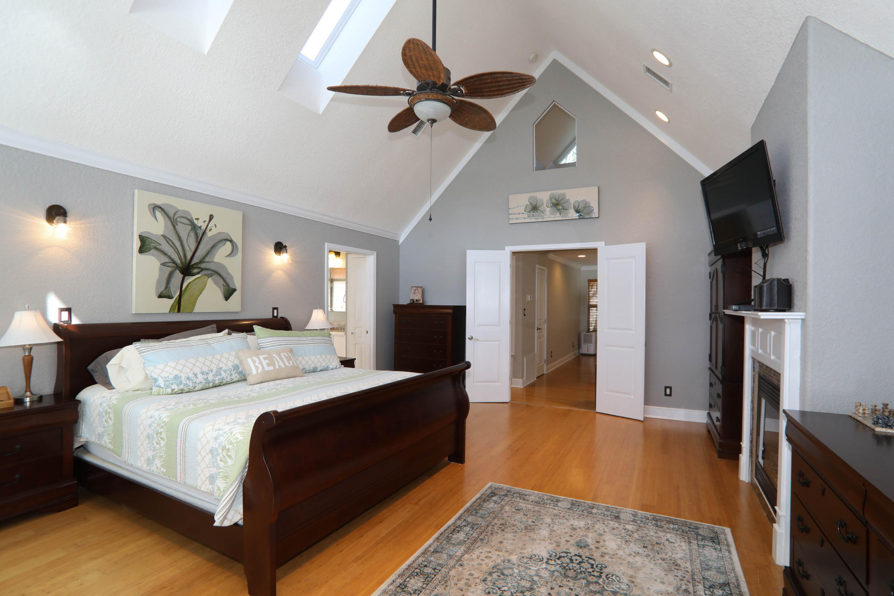 COLONY ESTATES - Residential