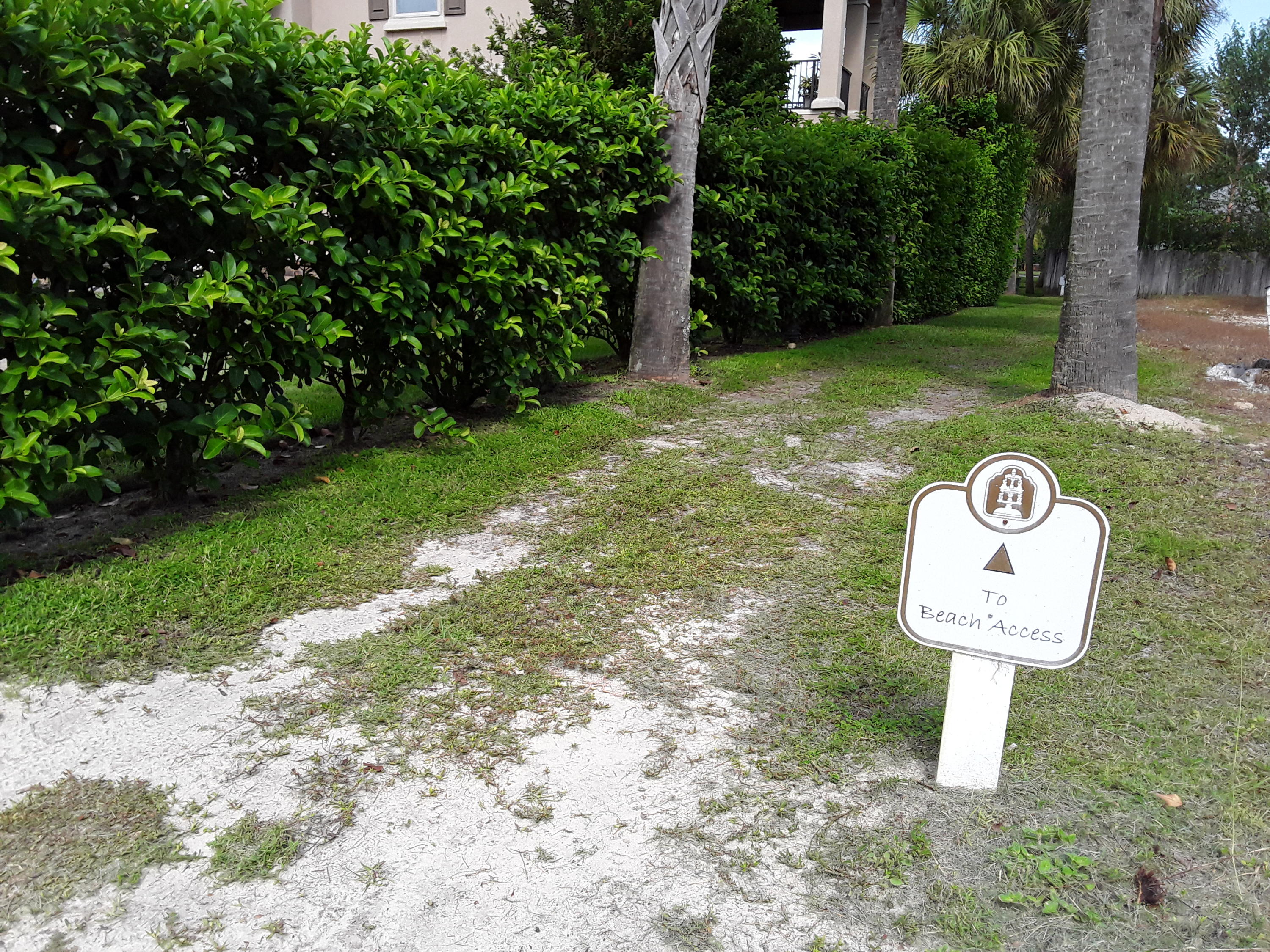 LA FONTAINE PHASE 1 - Land