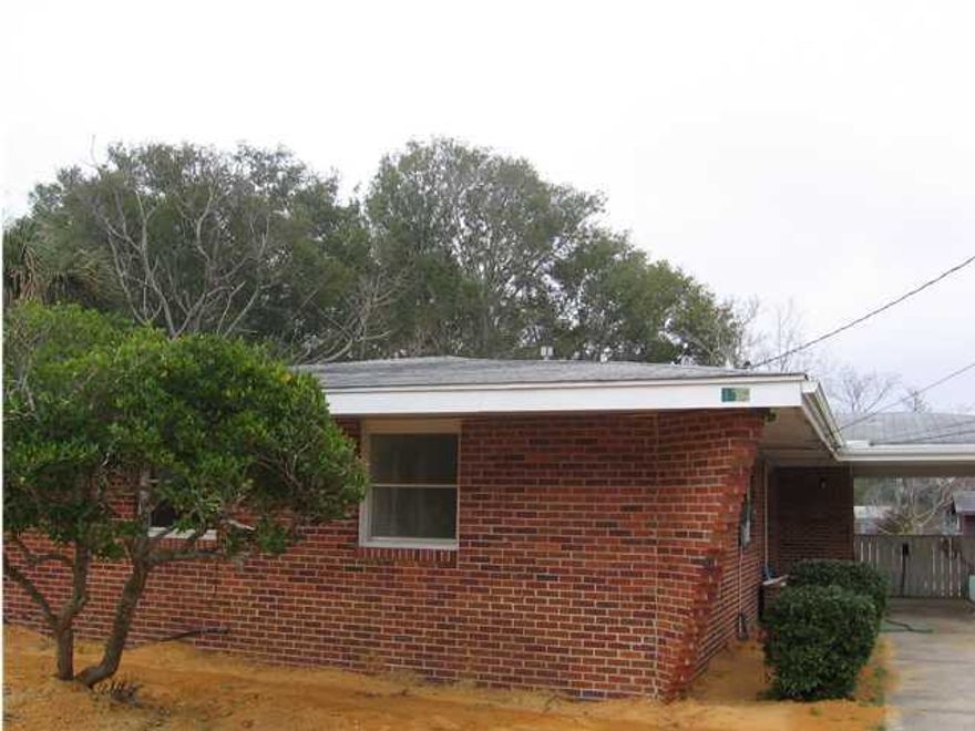 3 bedroom 1.5 baths centrally located for under $100k! Make an appointment to see today!