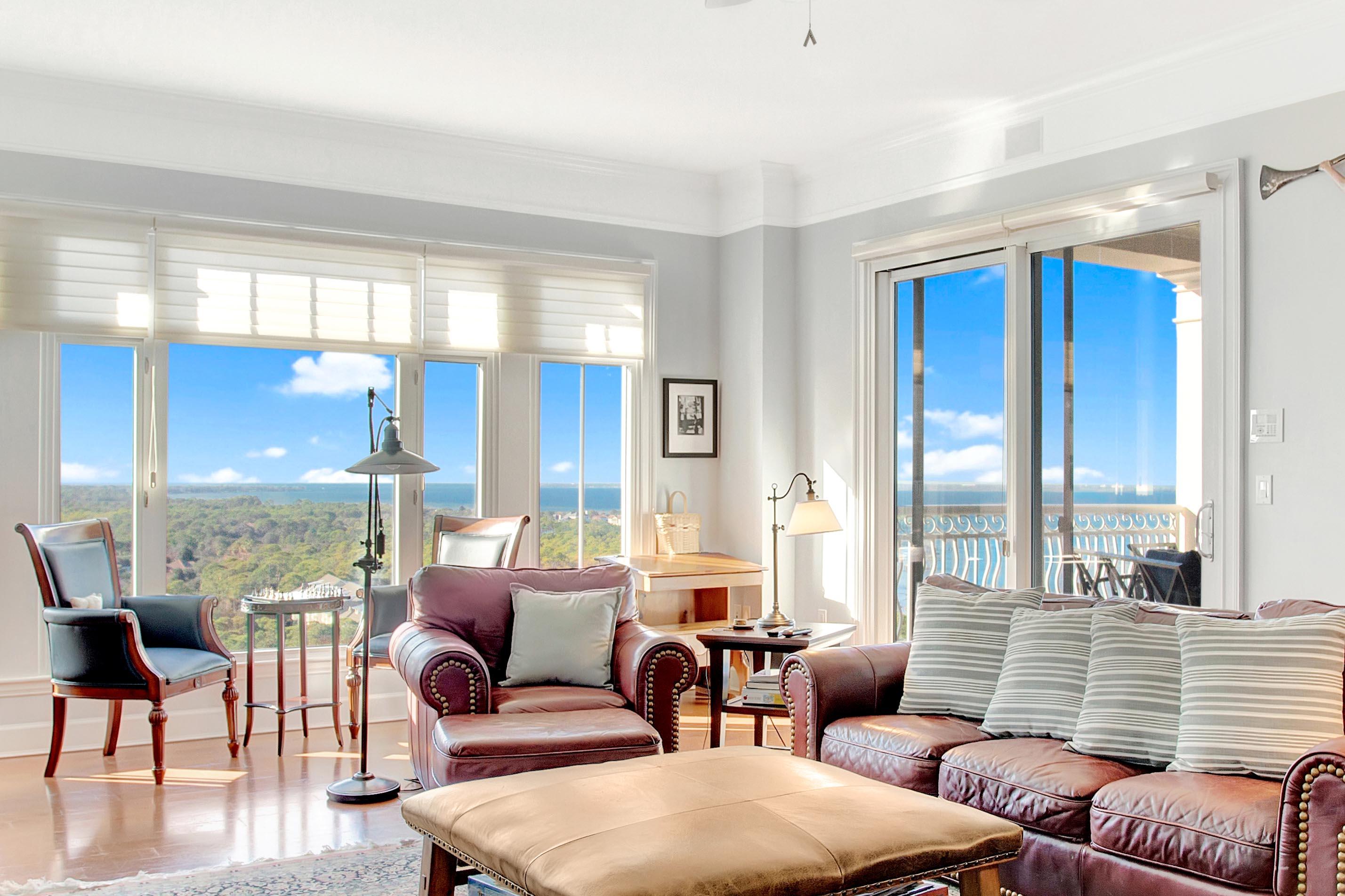 ONE WATER PLACE - Residential