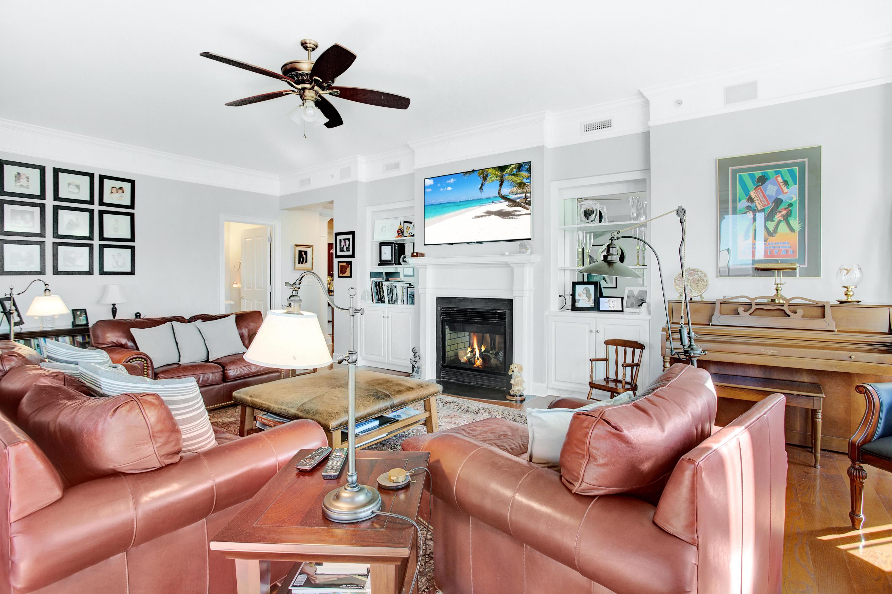 ONE WATER PLACE - Residential