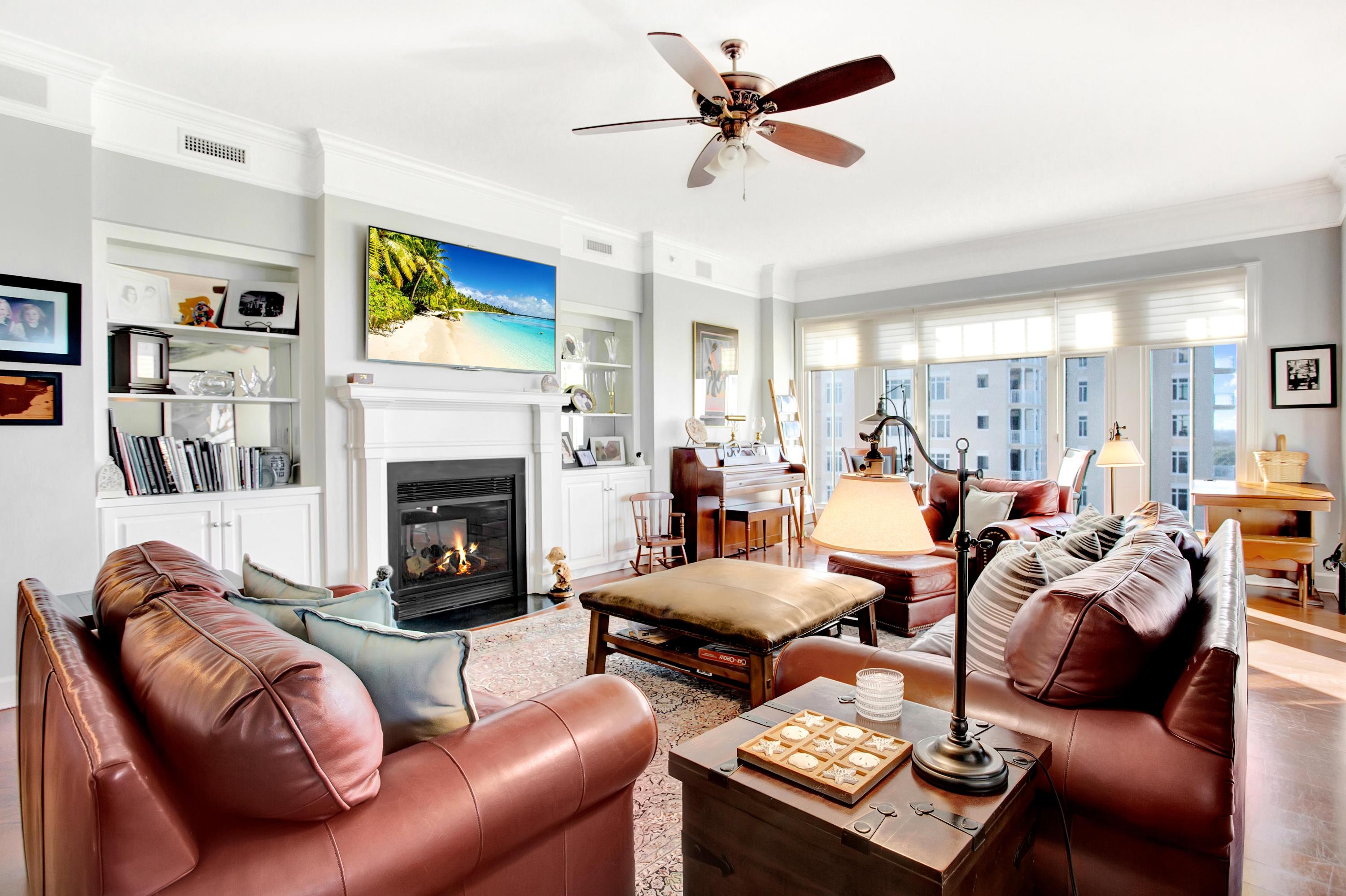 ONE WATER PLACE - Residential